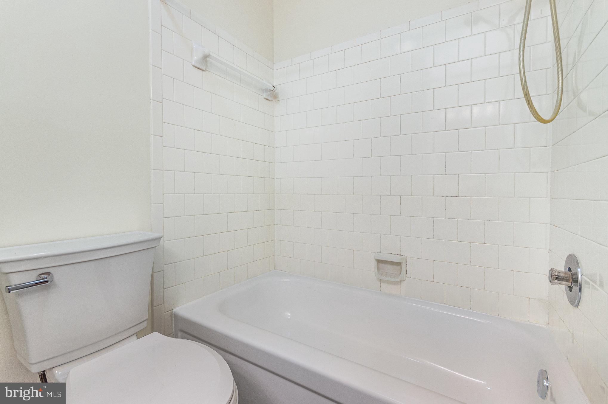 OLD TOWN STATION - Residential Lease