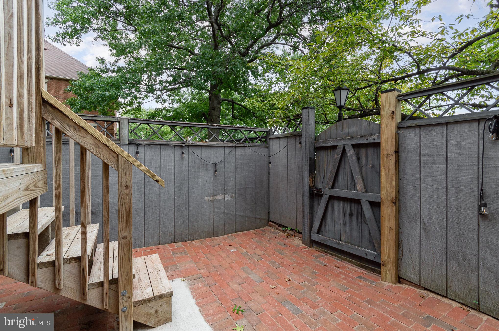 OLD TOWN STATION - Residential Lease