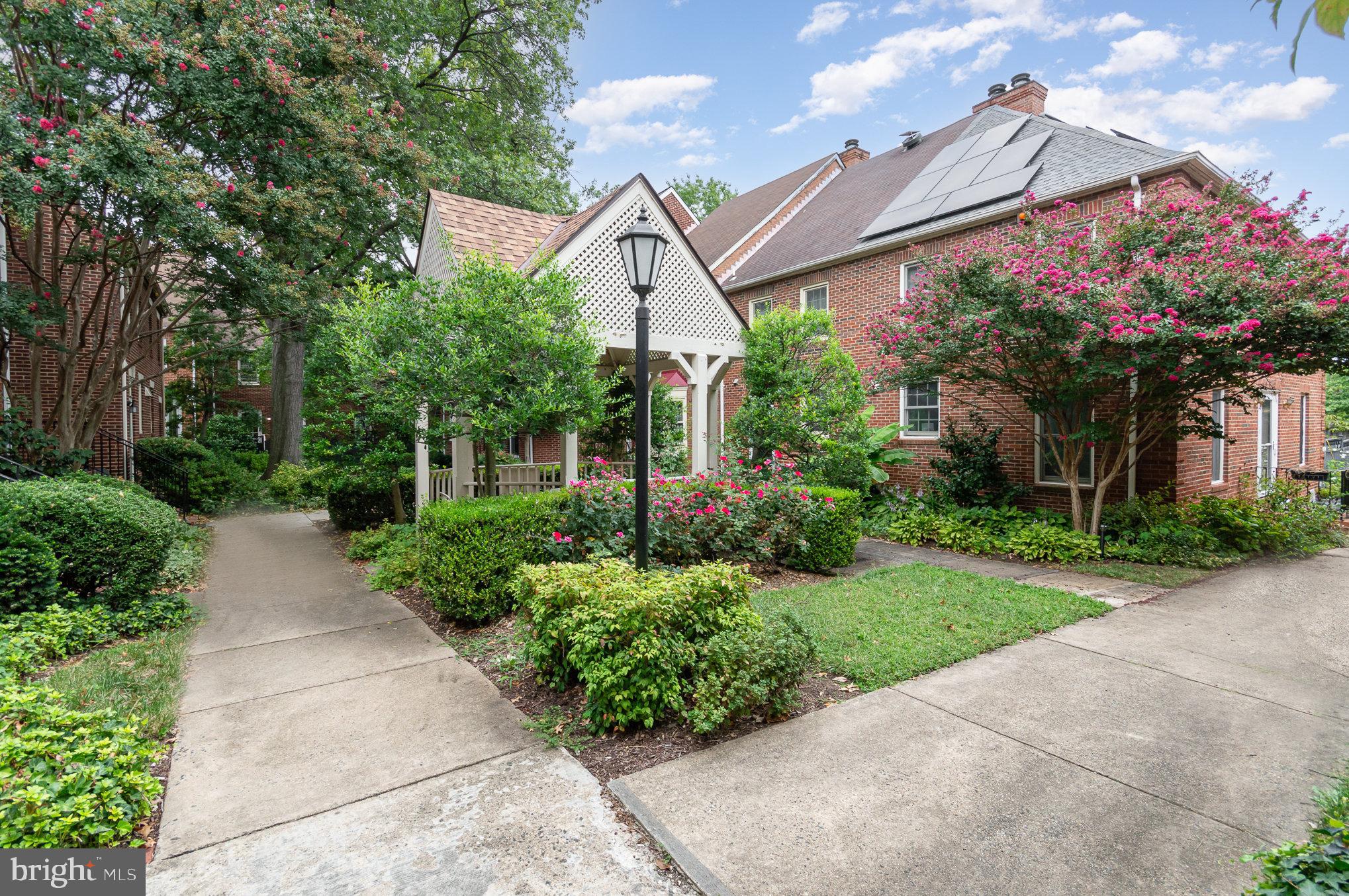 OLD TOWN STATION - Residential Lease