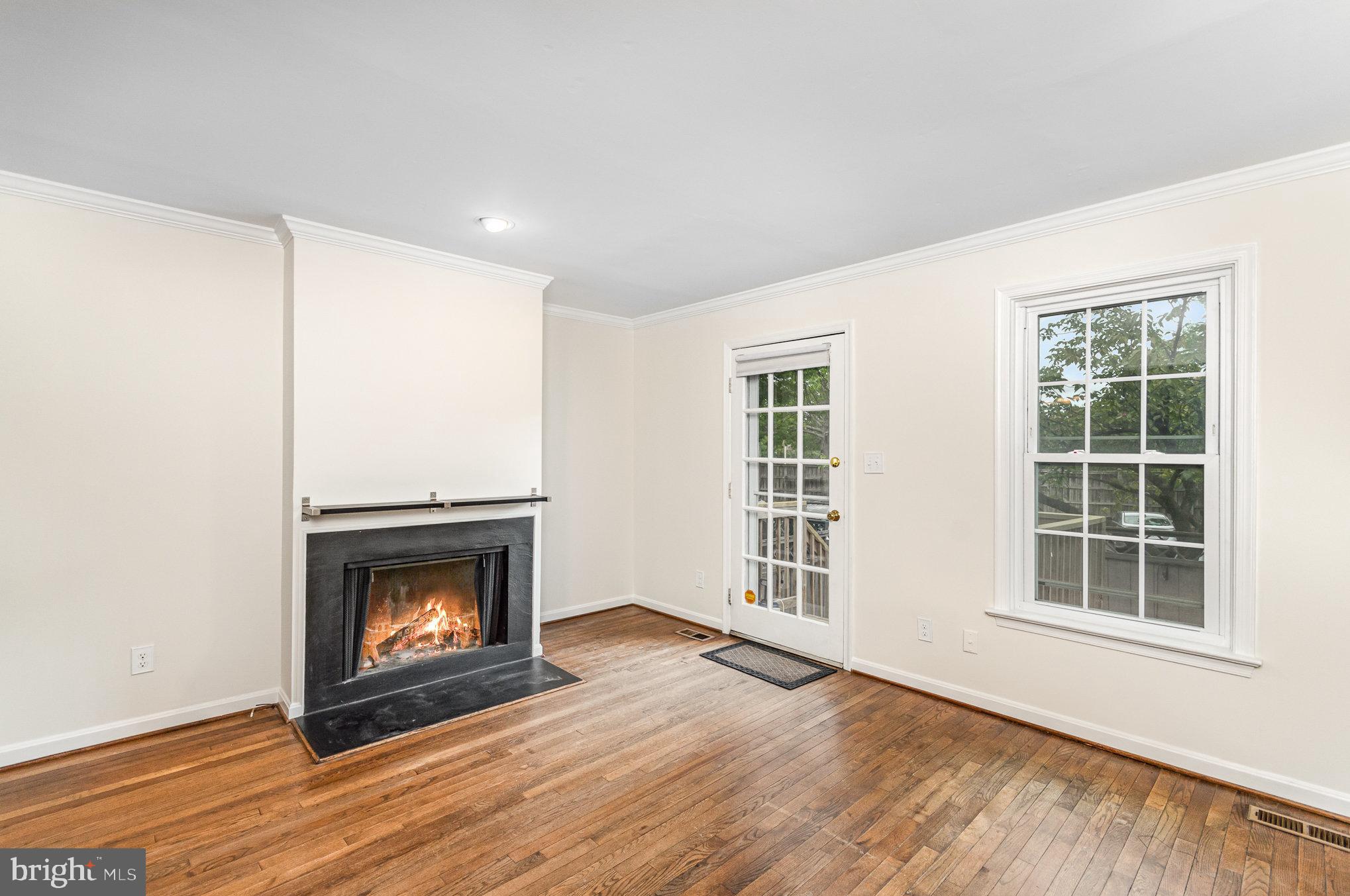 OLD TOWN STATION - Residential Lease