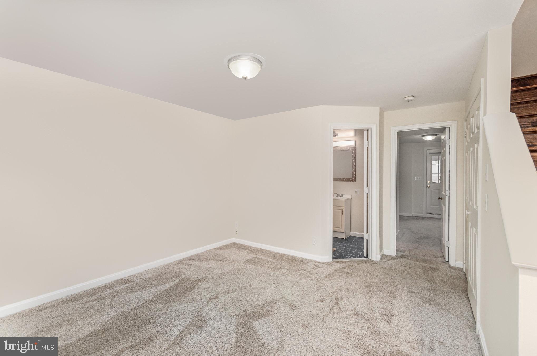 OLD TOWN STATION - Residential Lease