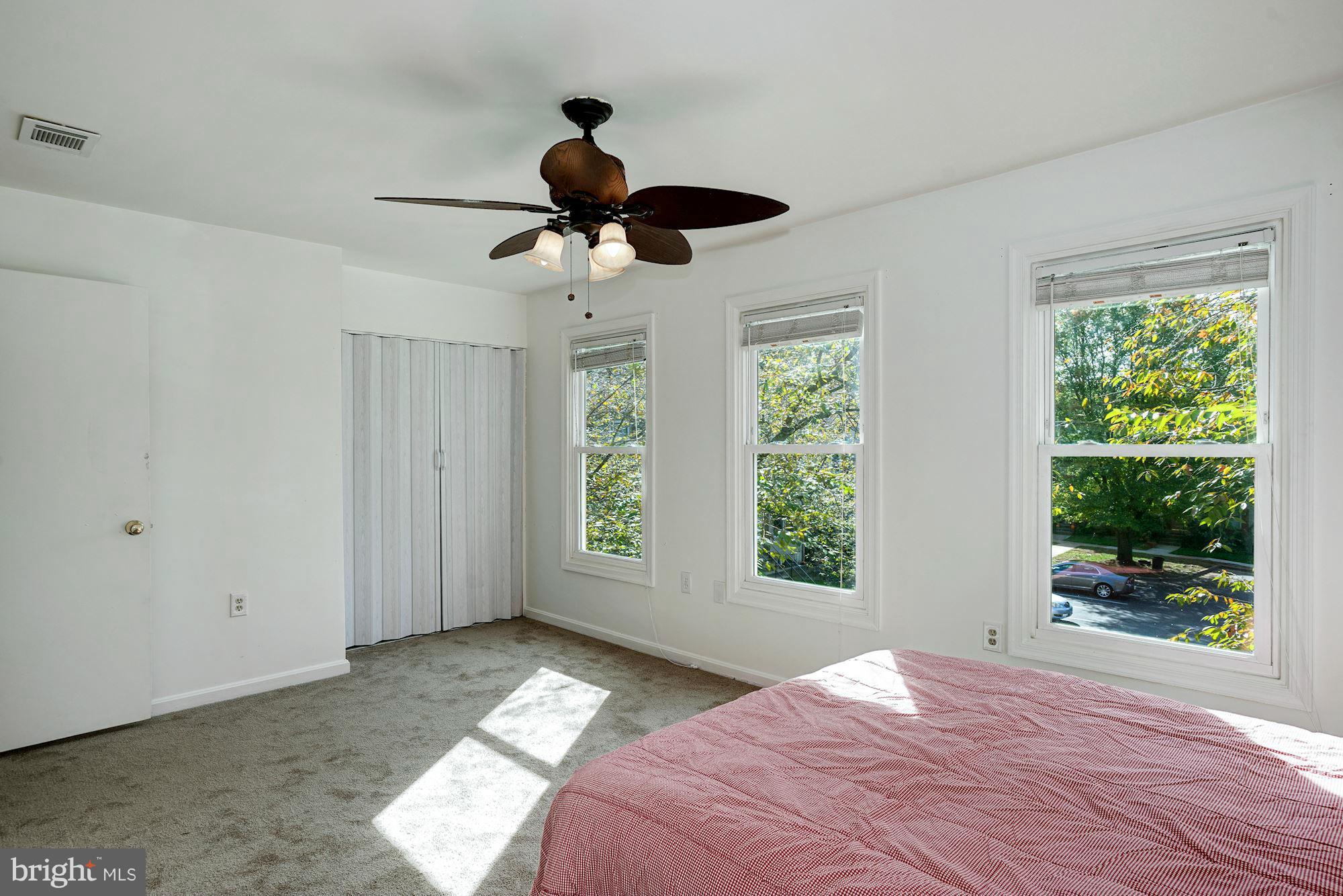 HERITAGE CROSSING - Residential