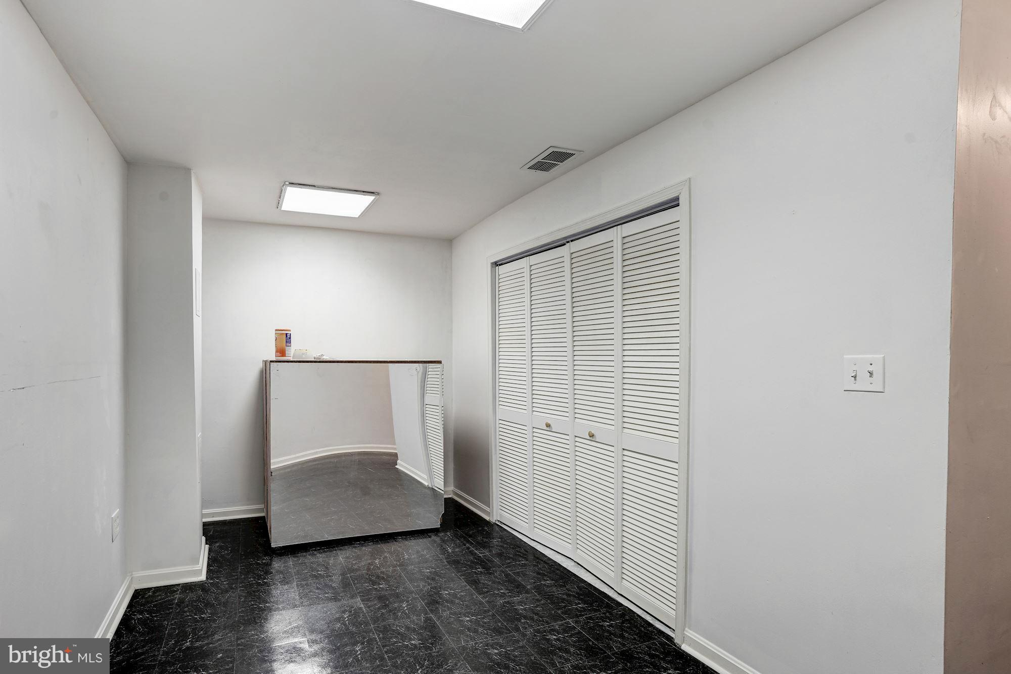 HERITAGE CROSSING - Residential