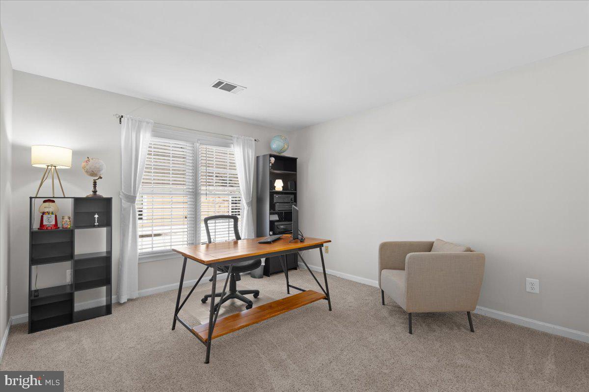 ASHBURN VILLAGE - Residential