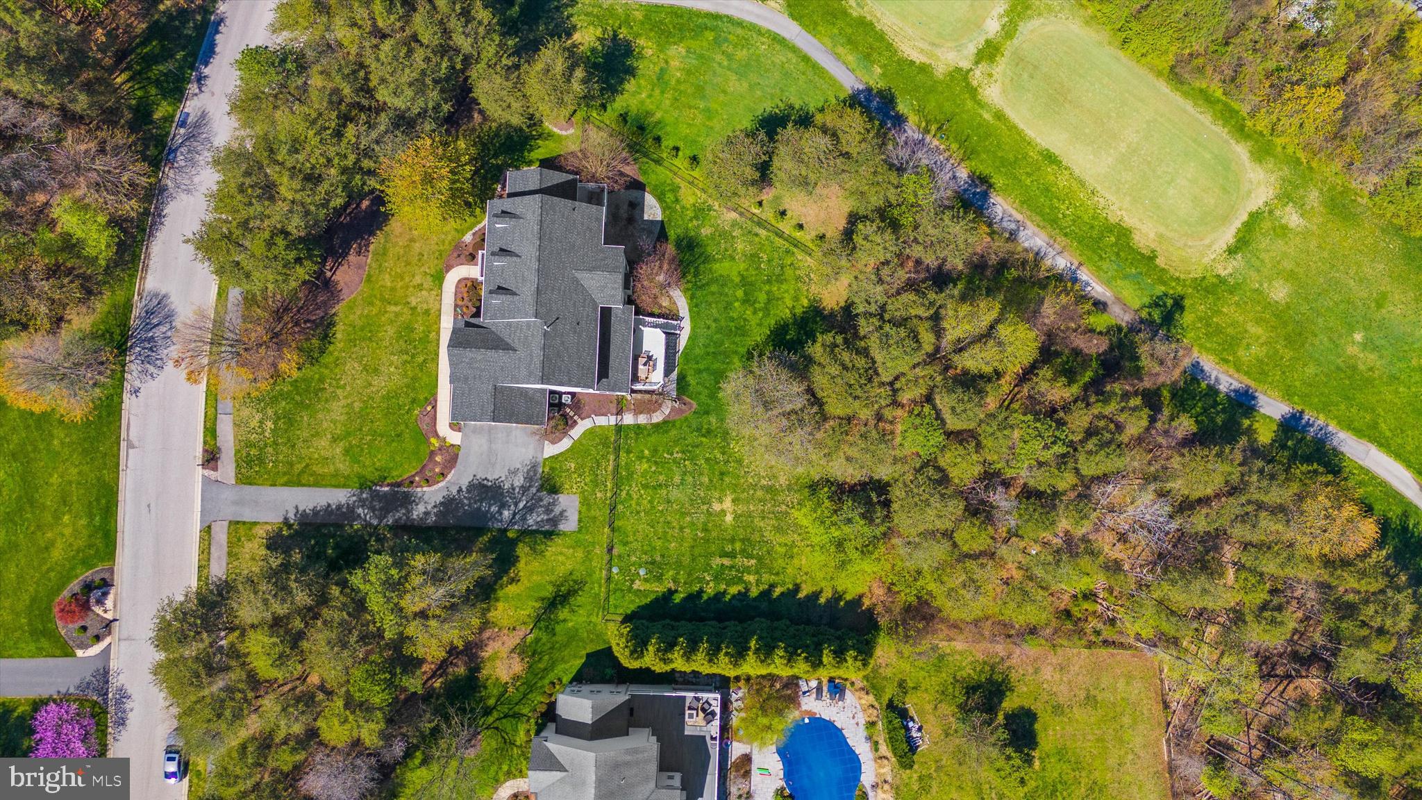 COMPASS POINTE - Residential