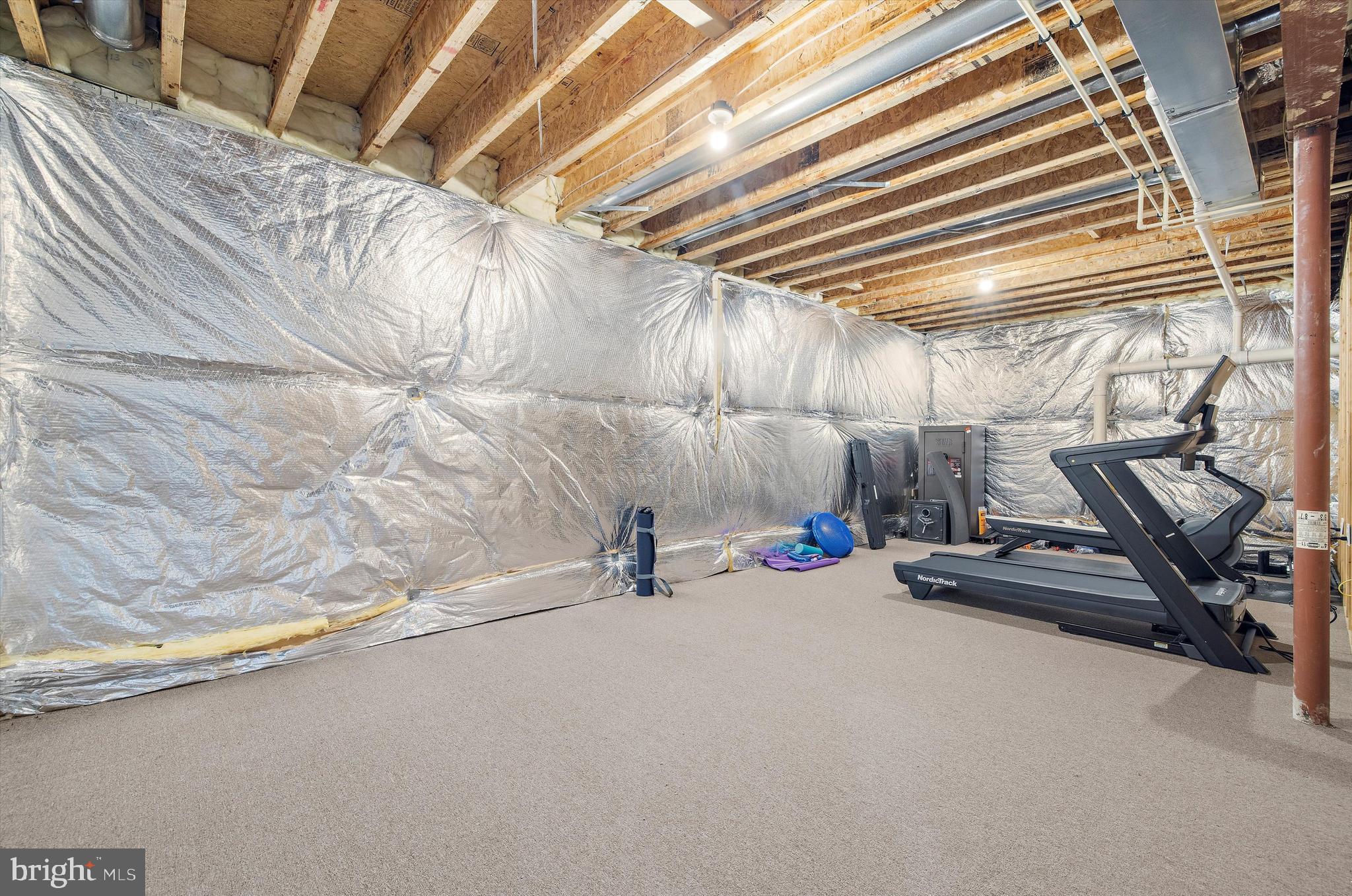 COMPASS POINTE - Residential