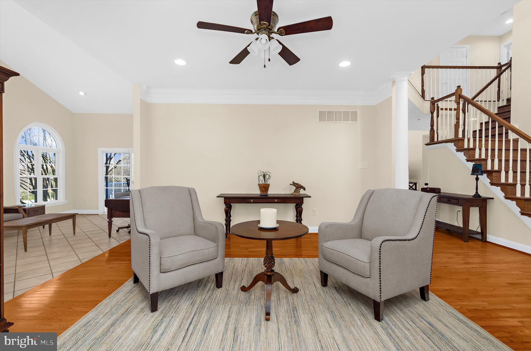 COMPASS POINTE - Residential