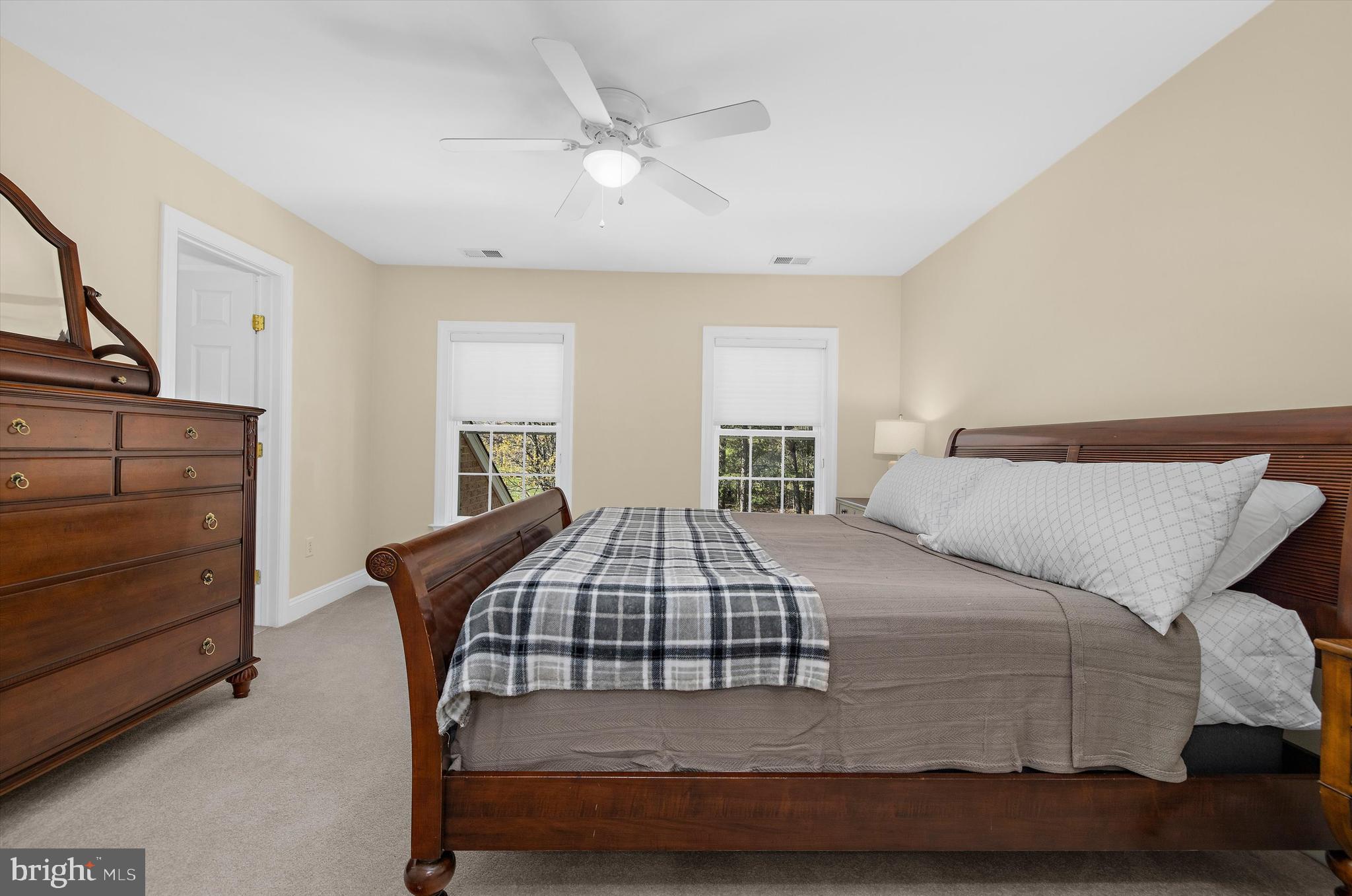 COMPASS POINTE - Residential