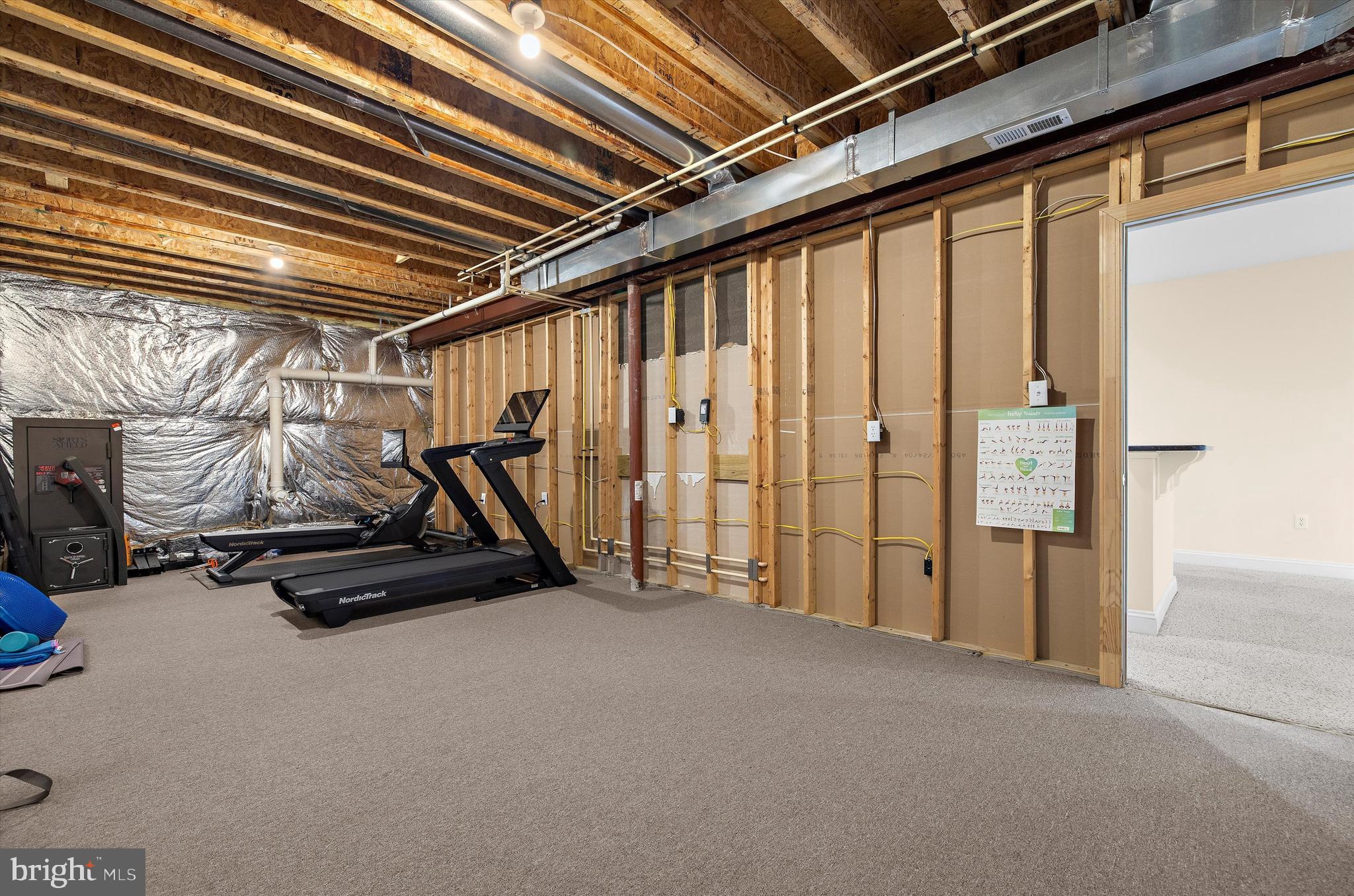 COMPASS POINTE - Residential