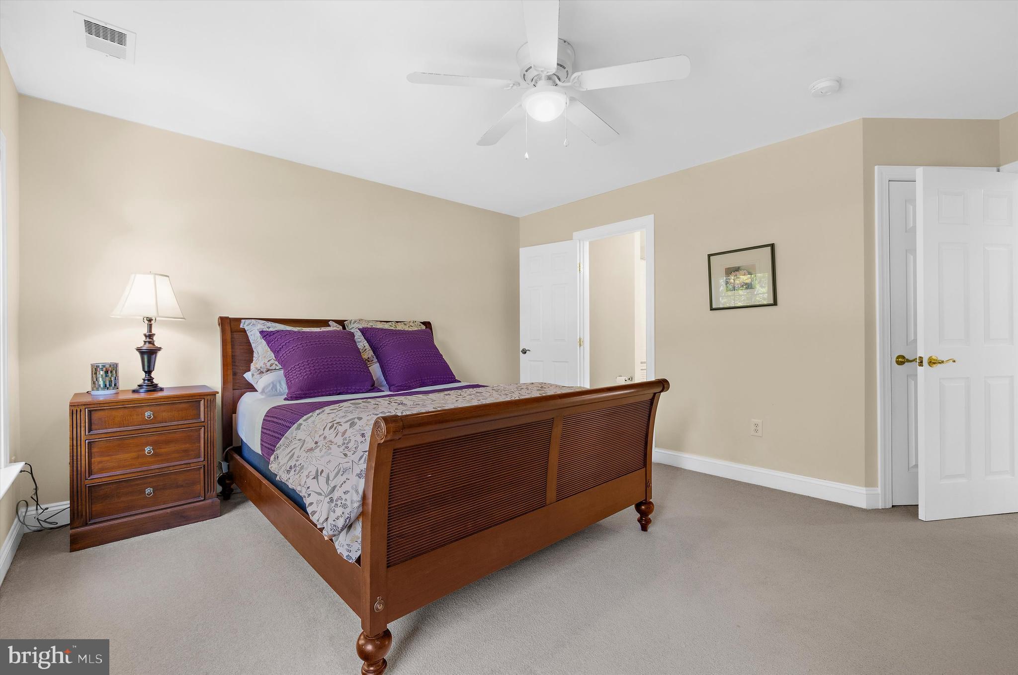 COMPASS POINTE - Residential