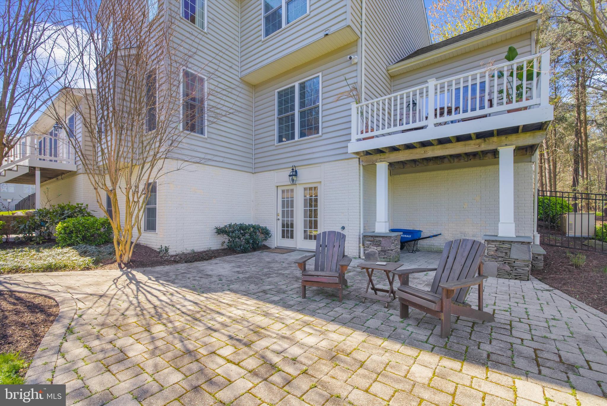 COMPASS POINTE - Residential