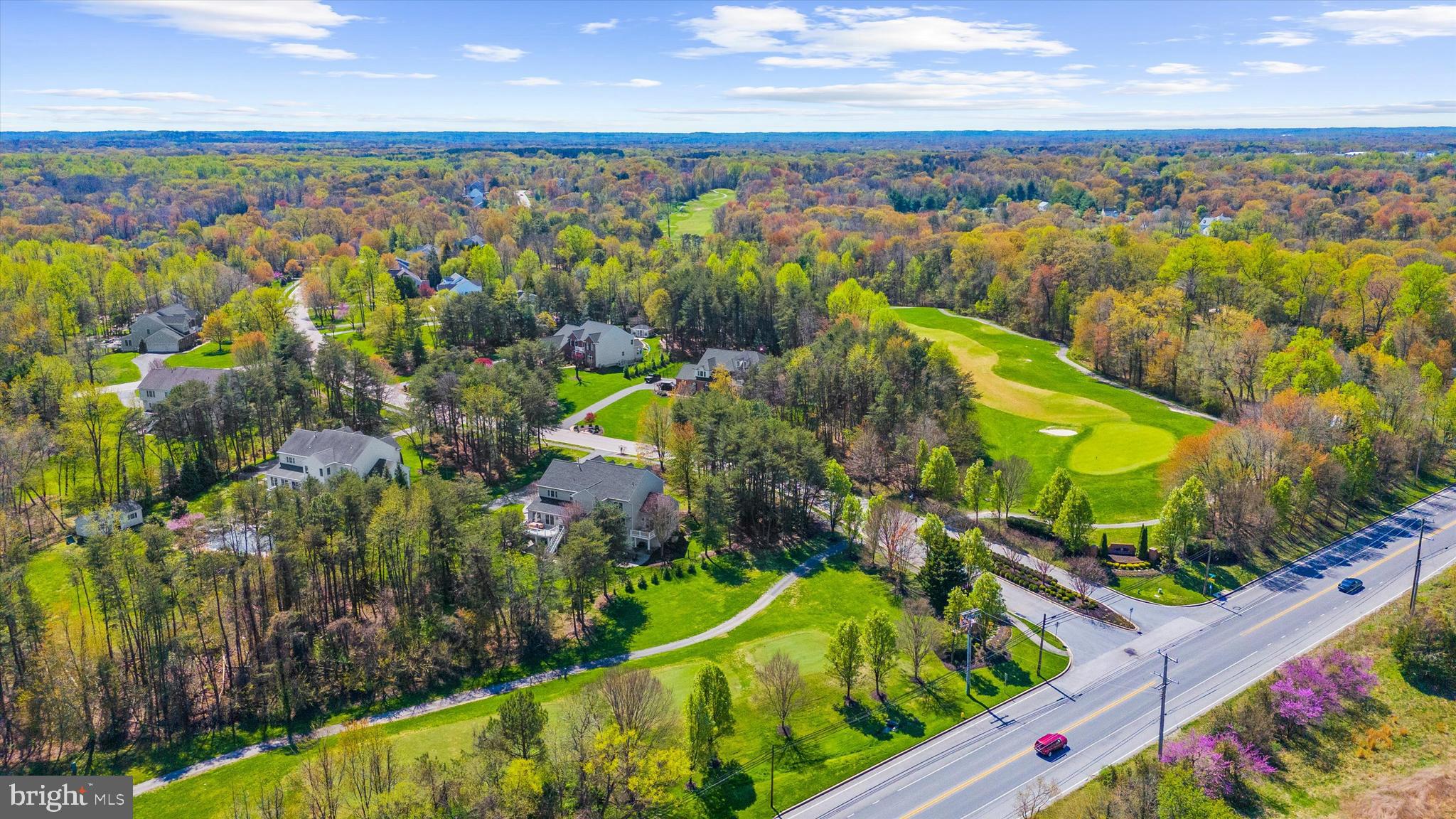 COMPASS POINTE - Residential