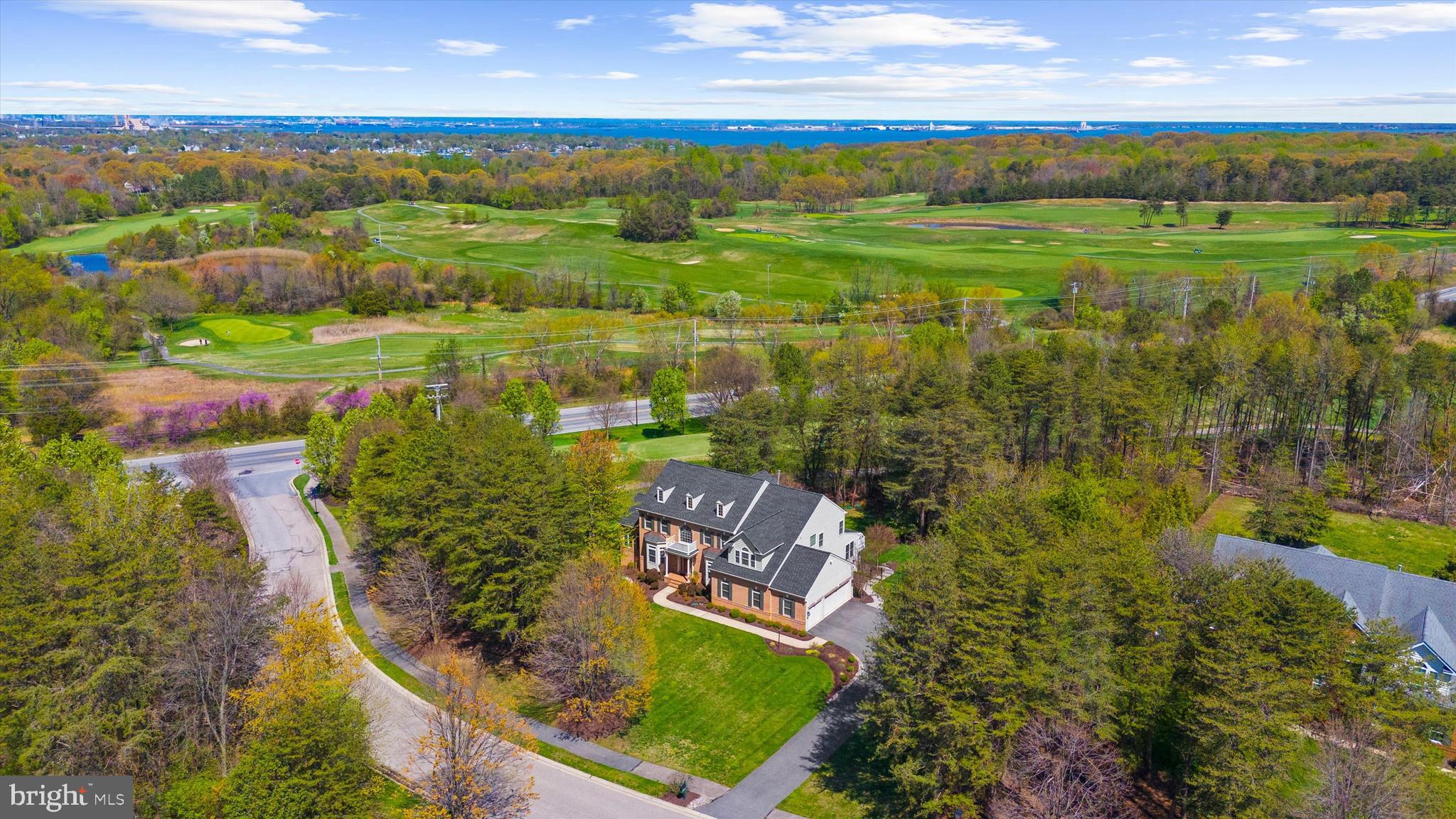 COMPASS POINTE - Residential