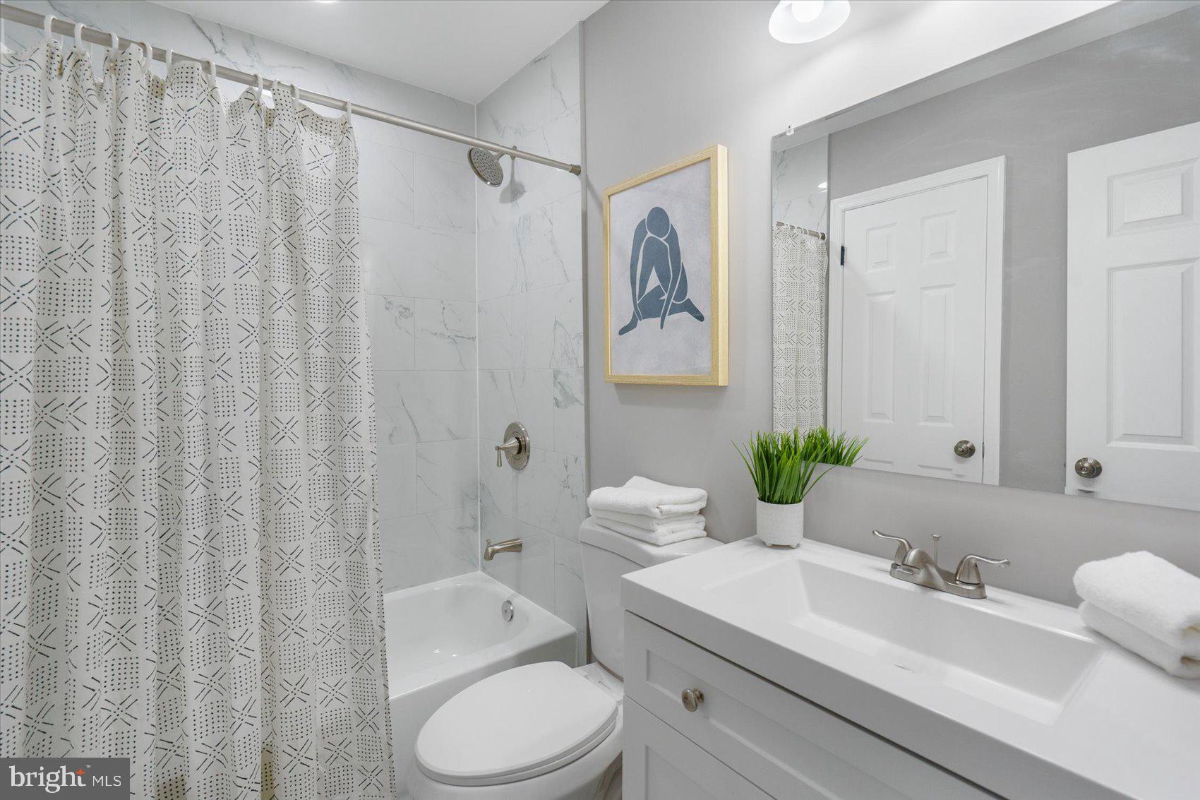 MARBLE HILL - Residential