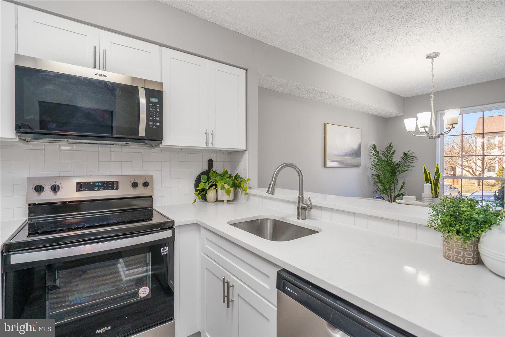 MARBLE HILL - Residential