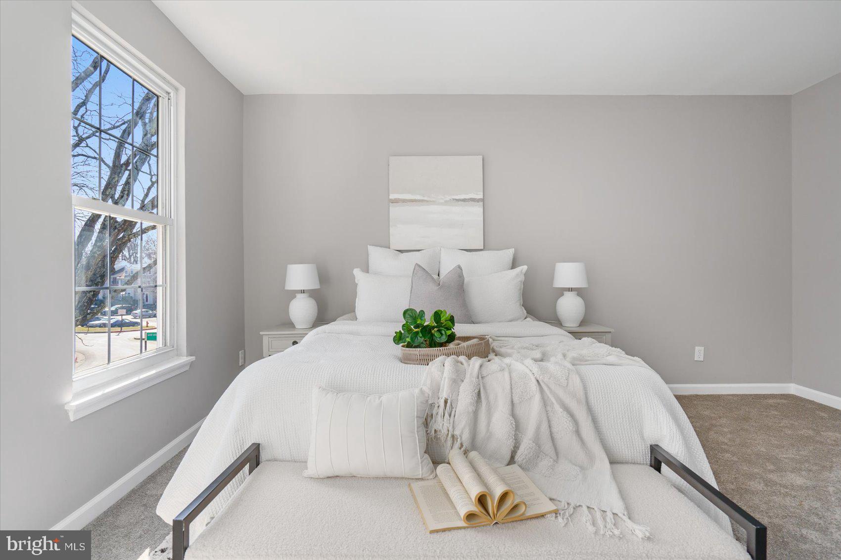 MARBLE HILL - Residential