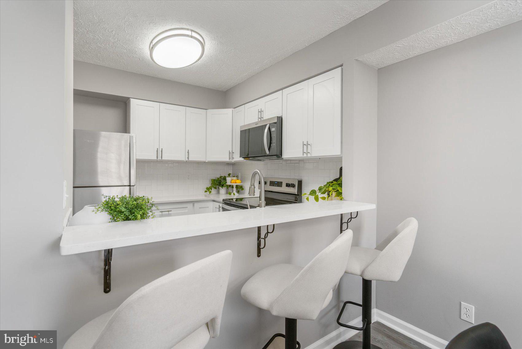 MARBLE HILL - Residential