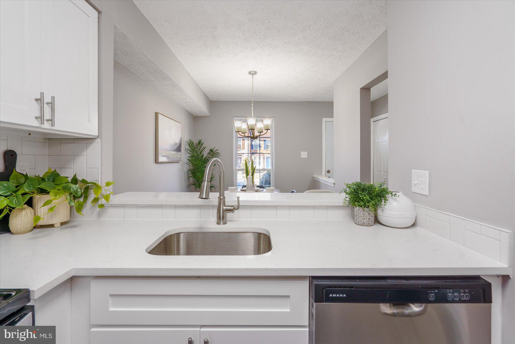 MARBLE HILL - Residential