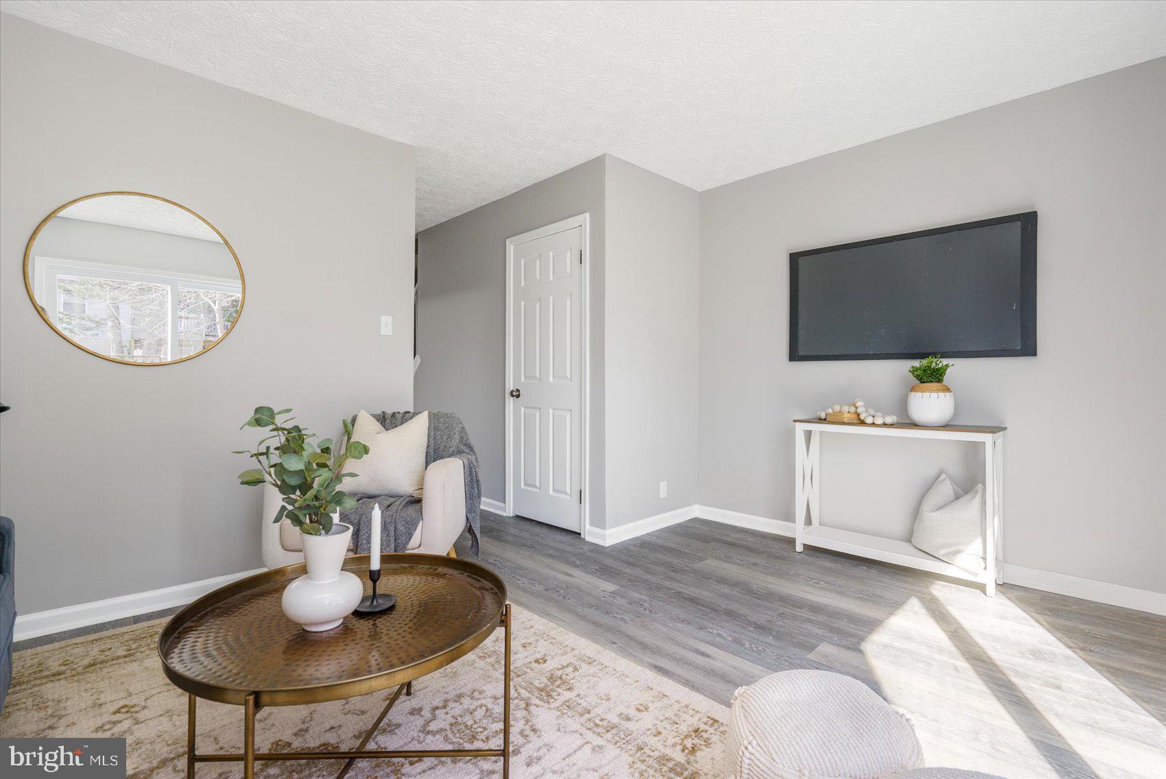 MARBLE HILL - Residential