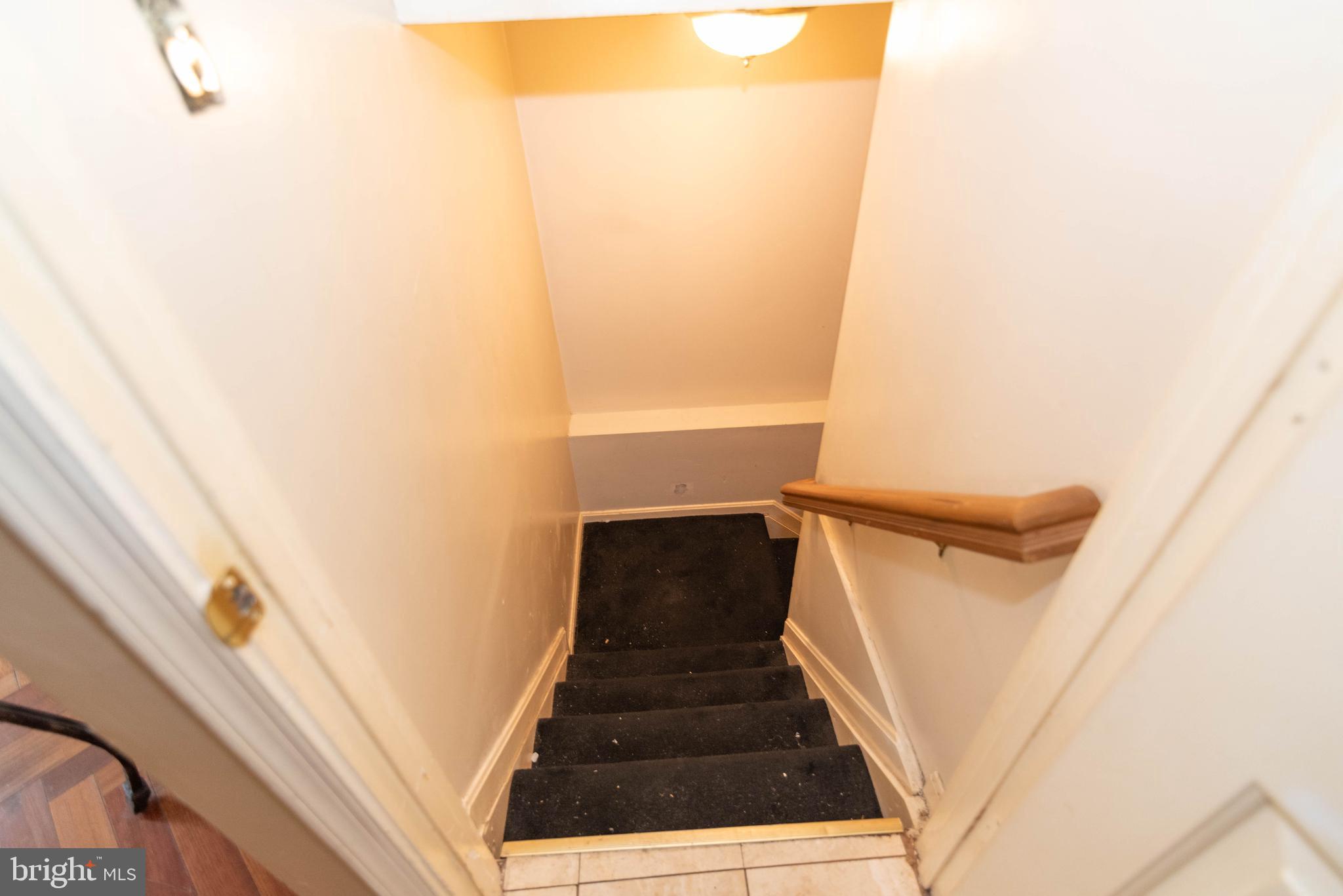 ADDISON HEIGHTS - Residential