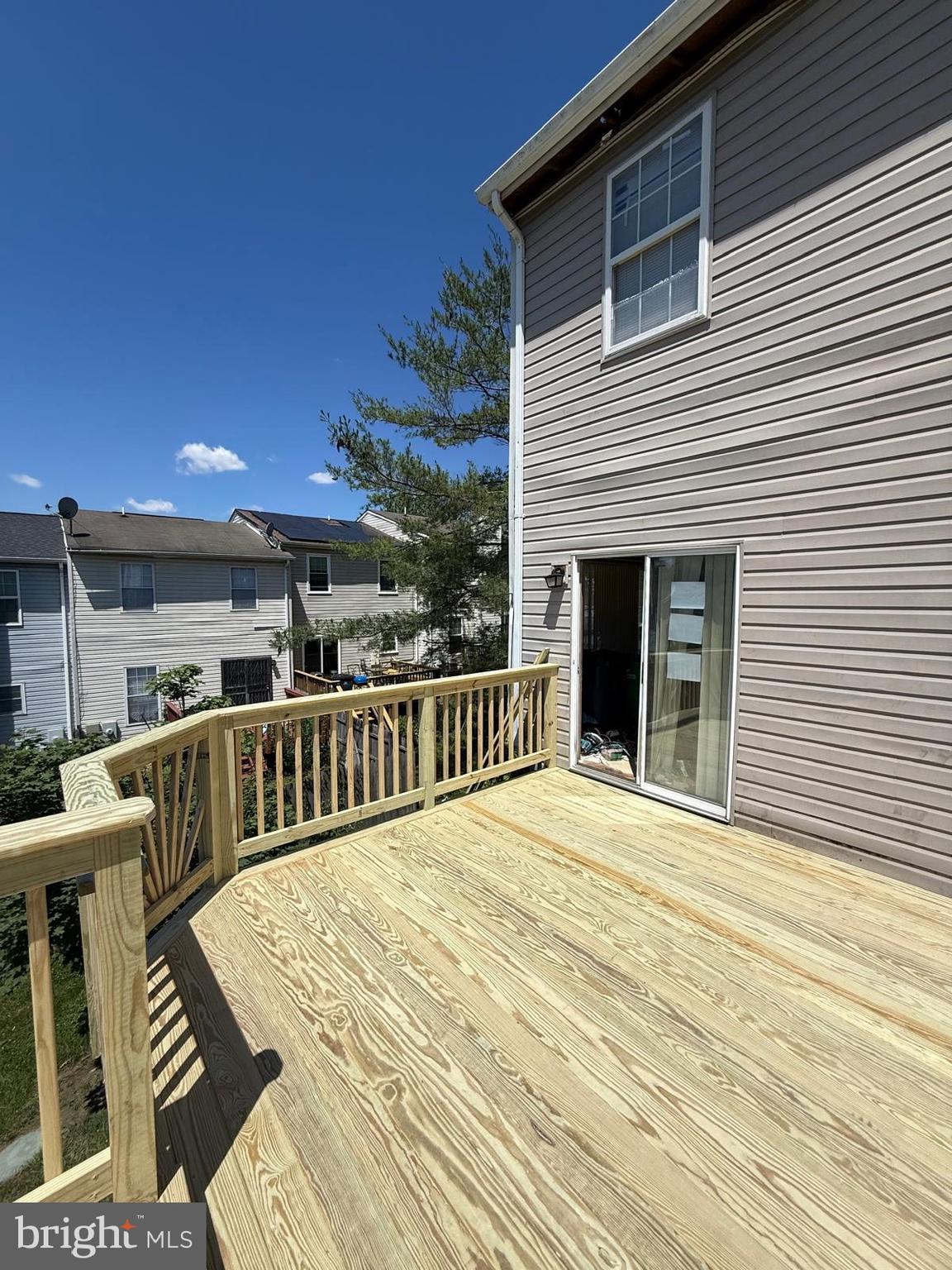 ADDISON HEIGHTS - Residential