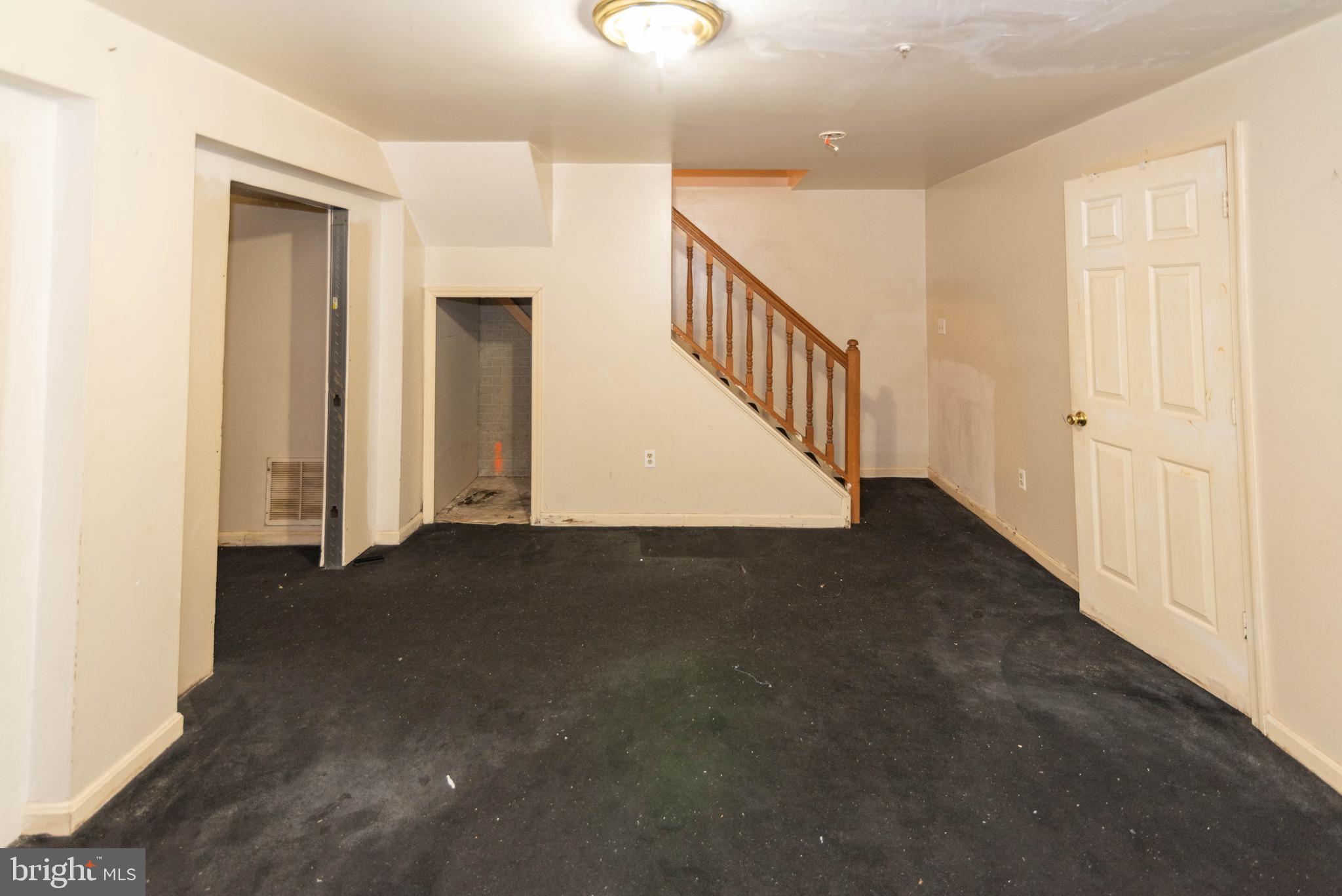 ADDISON HEIGHTS - Residential