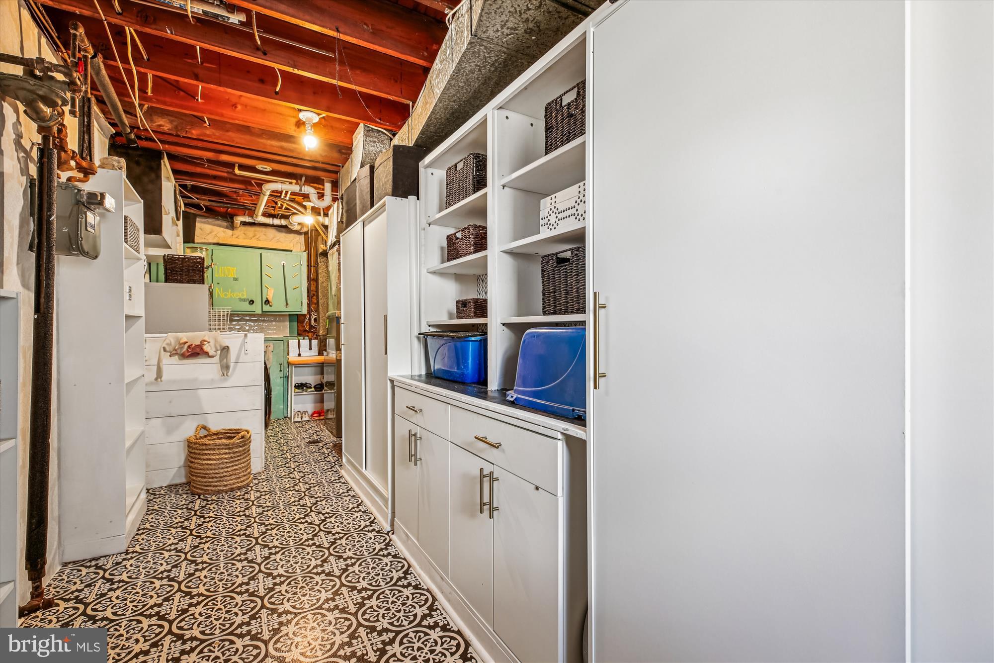 REDLAND KNOLLS - Residential