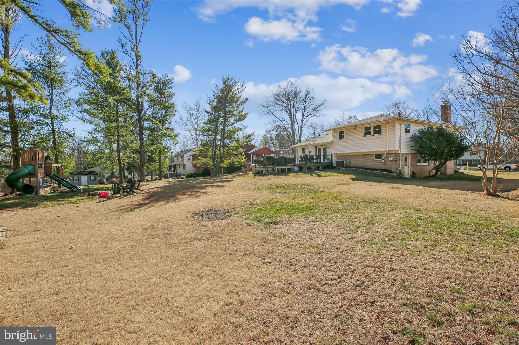 REDLAND KNOLLS - Residential