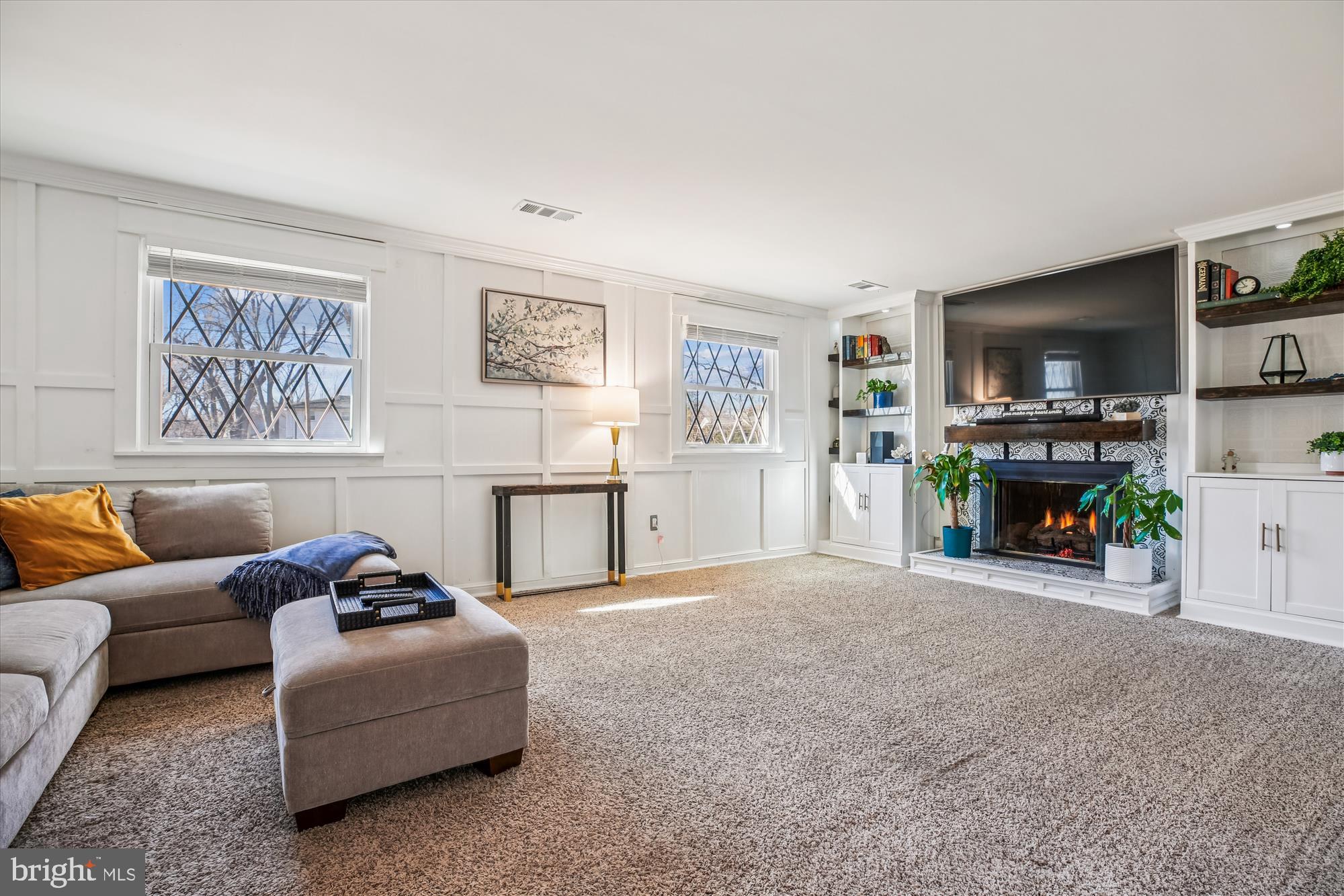 REDLAND KNOLLS - Residential