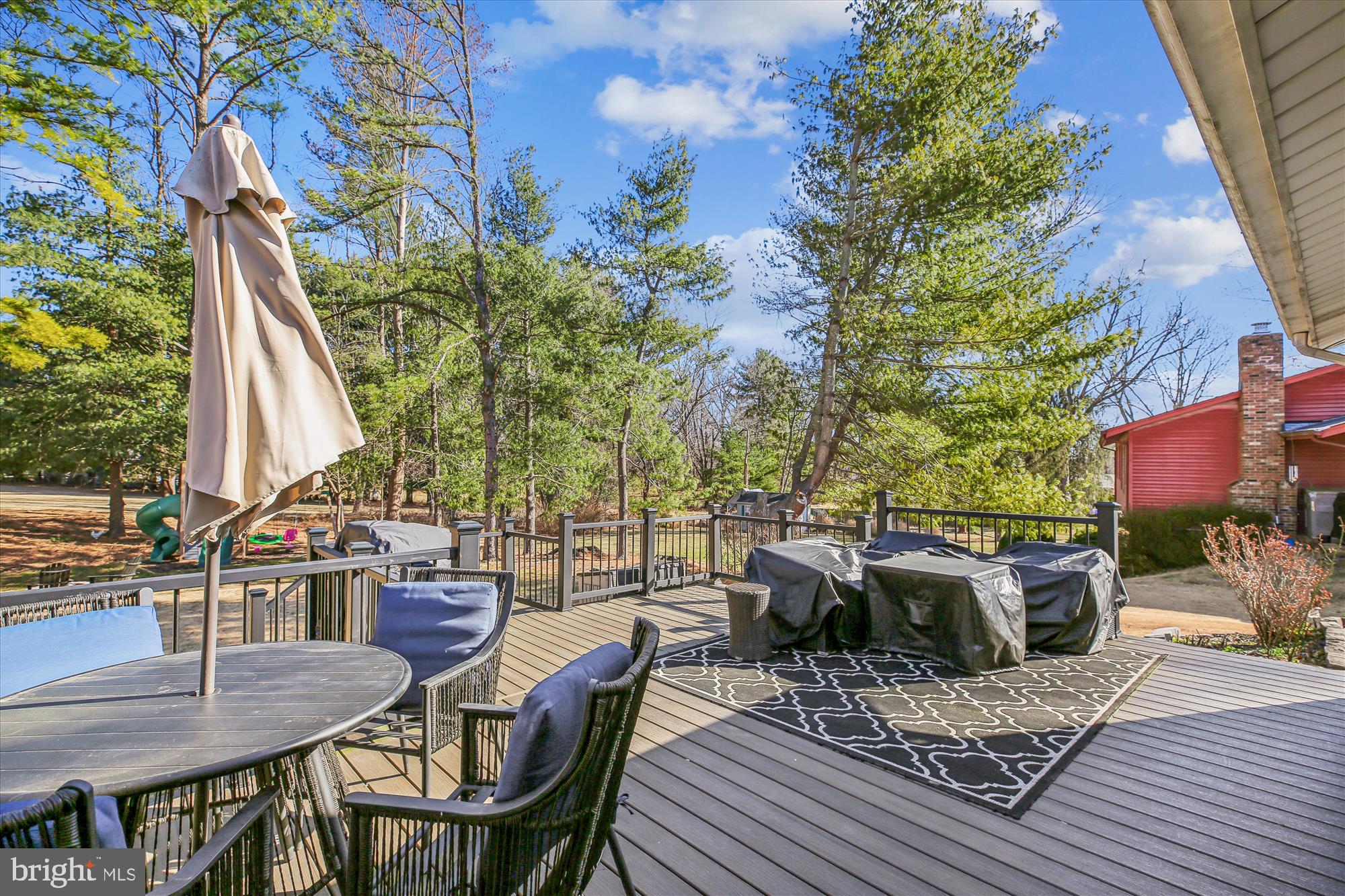 REDLAND KNOLLS - Residential