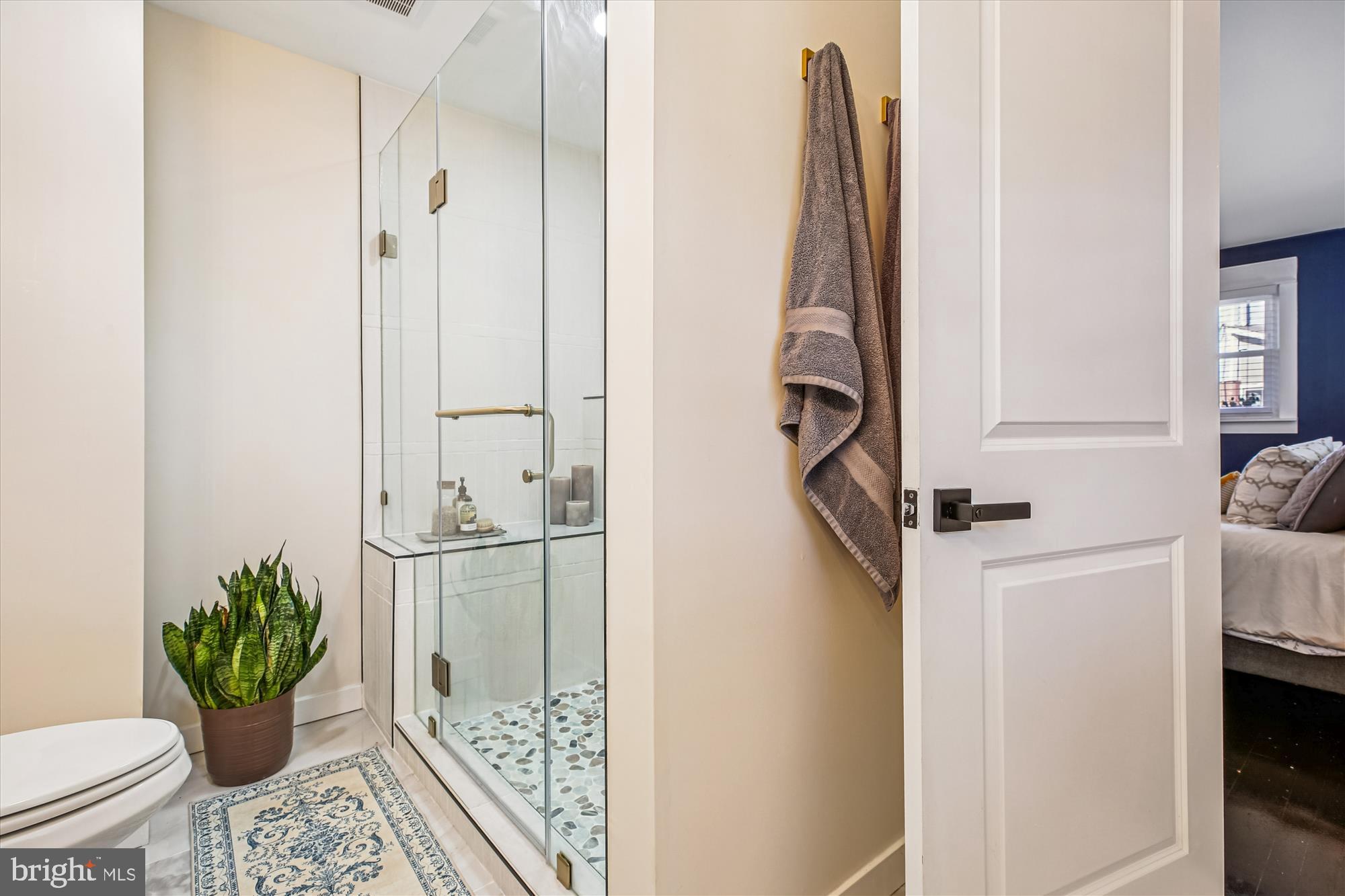 REDLAND KNOLLS - Residential