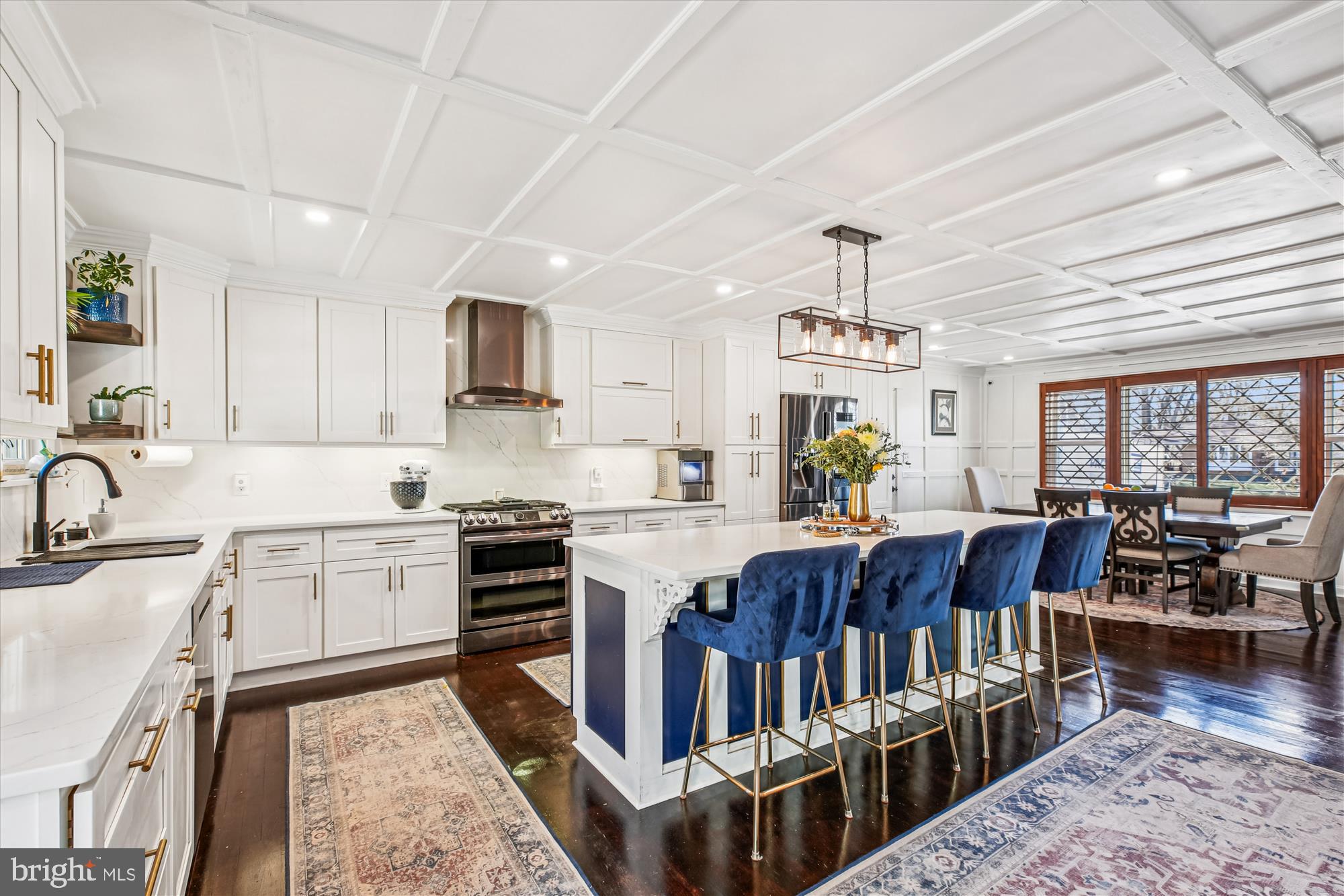 REDLAND KNOLLS - Residential