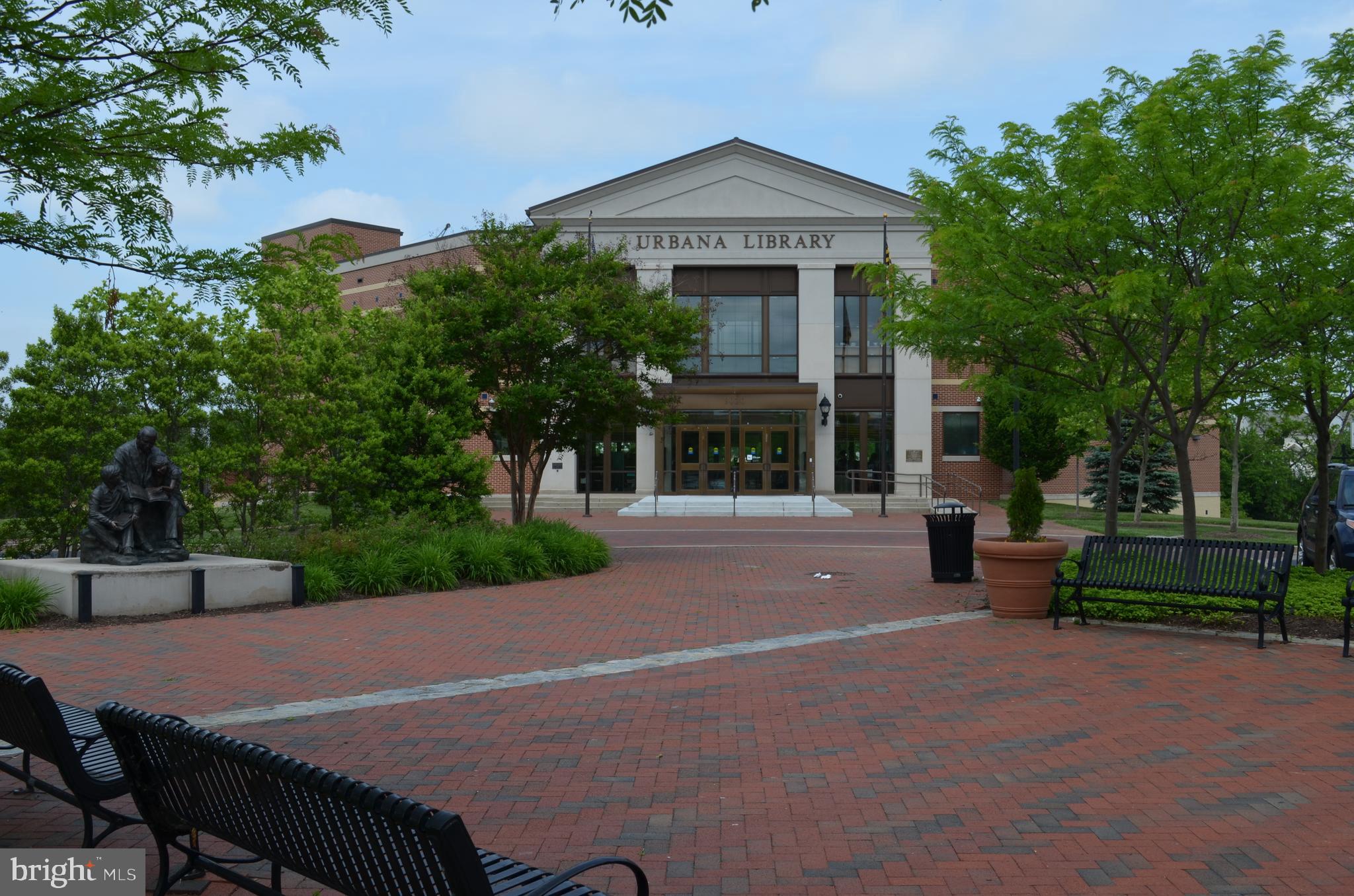 ROLLING GREEN - Residential