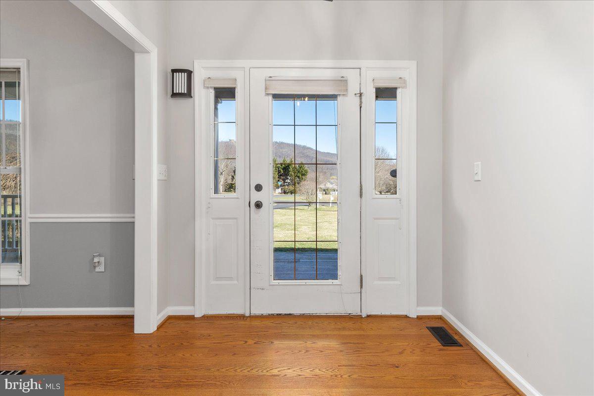 CORNERS AT ARDEN - Residential