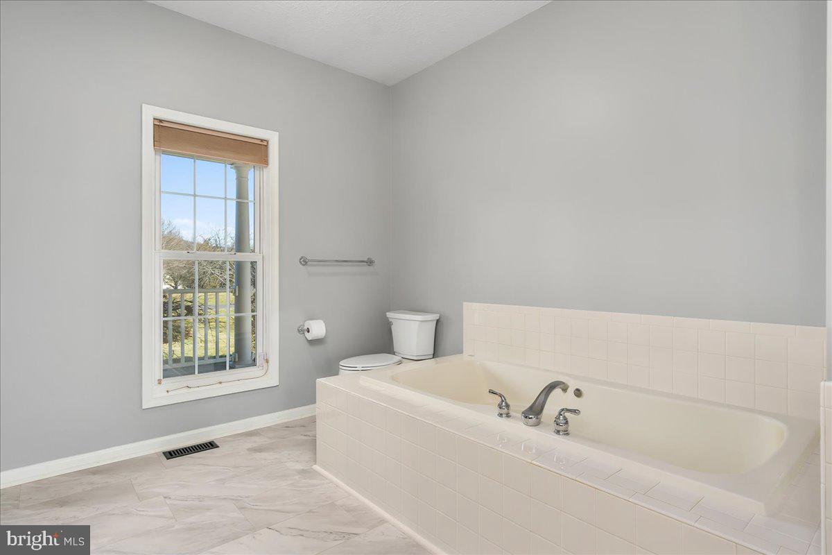 CORNERS AT ARDEN - Residential