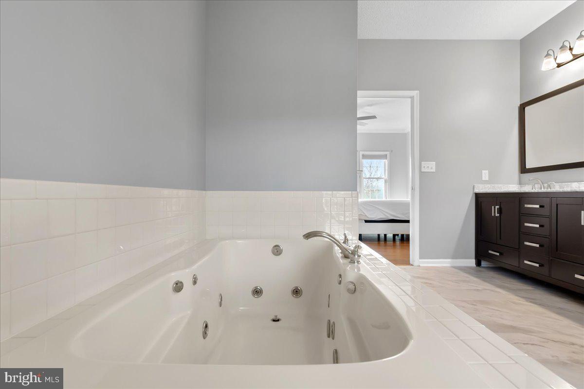 CORNERS AT ARDEN - Residential