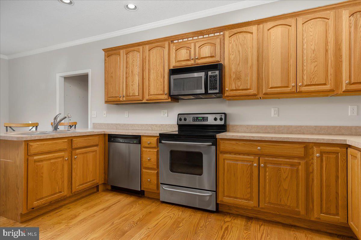 CORNERS AT ARDEN - Residential