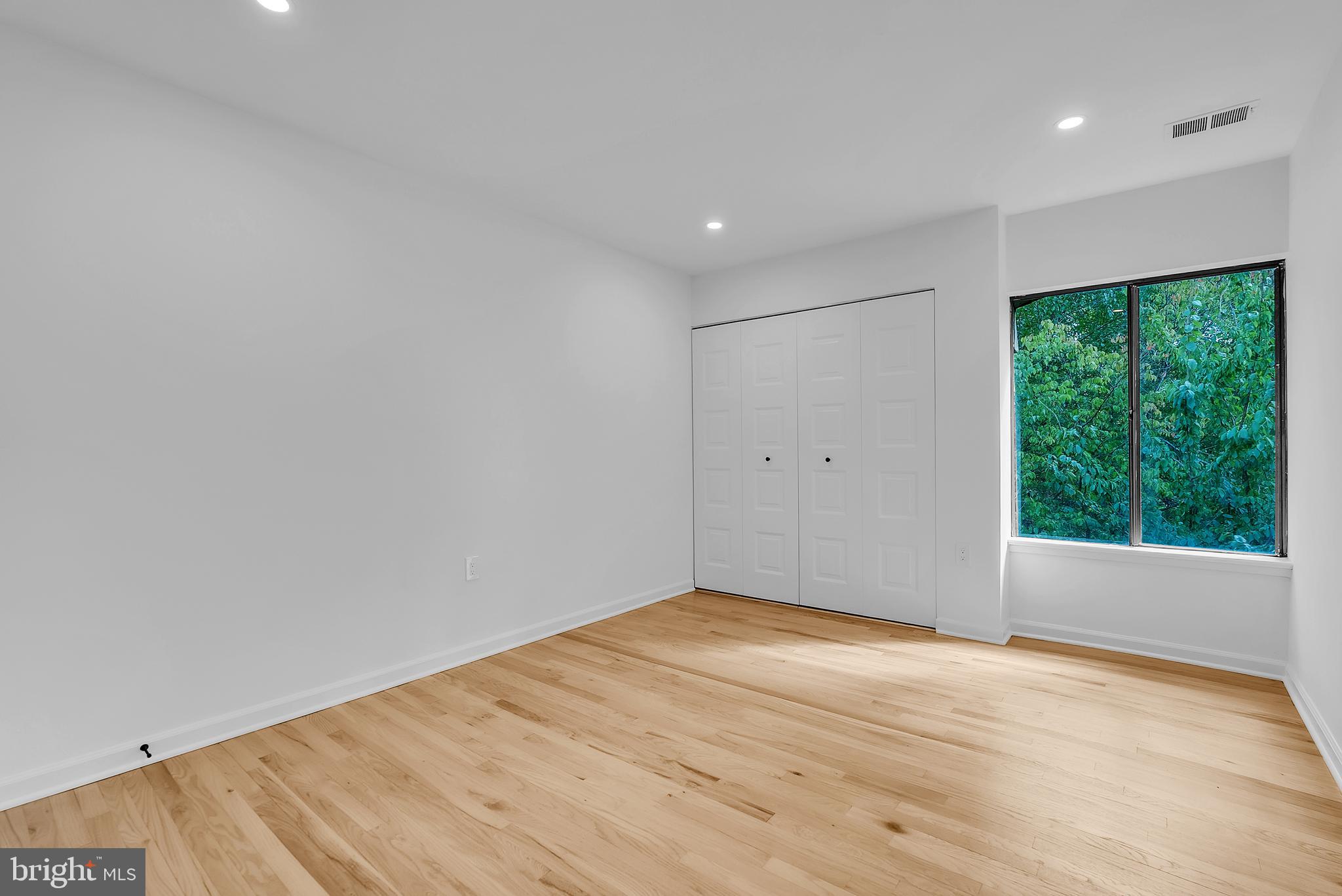 INVERNESS FOREST - Residential