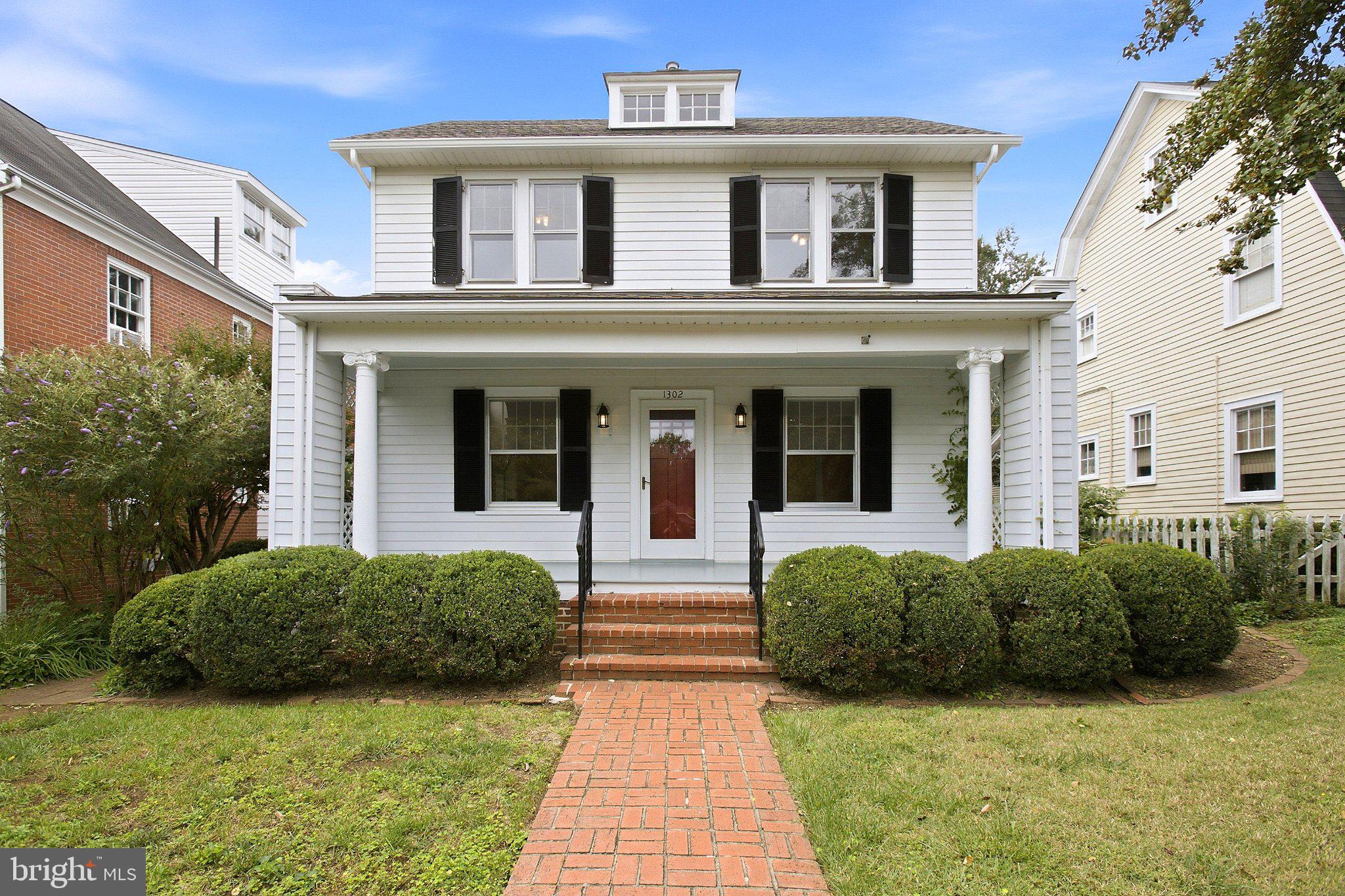 1302 LITTLEPAGE STREET