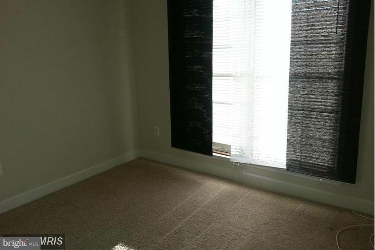 POTOMAC CLUB - Residential