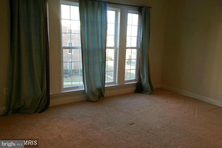 POTOMAC CLUB - Residential