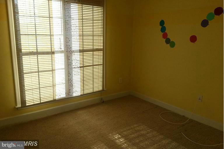 POTOMAC CLUB - Residential