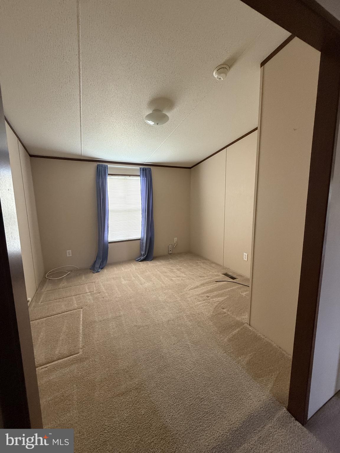 26187 SKIP JACK LANE