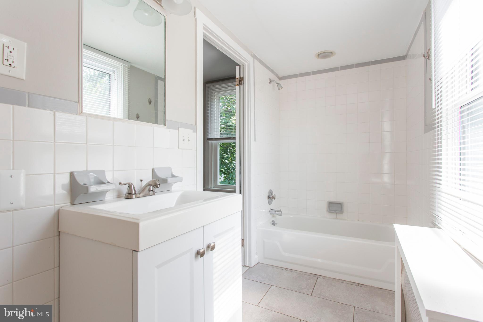 SHARON HILL - Residential