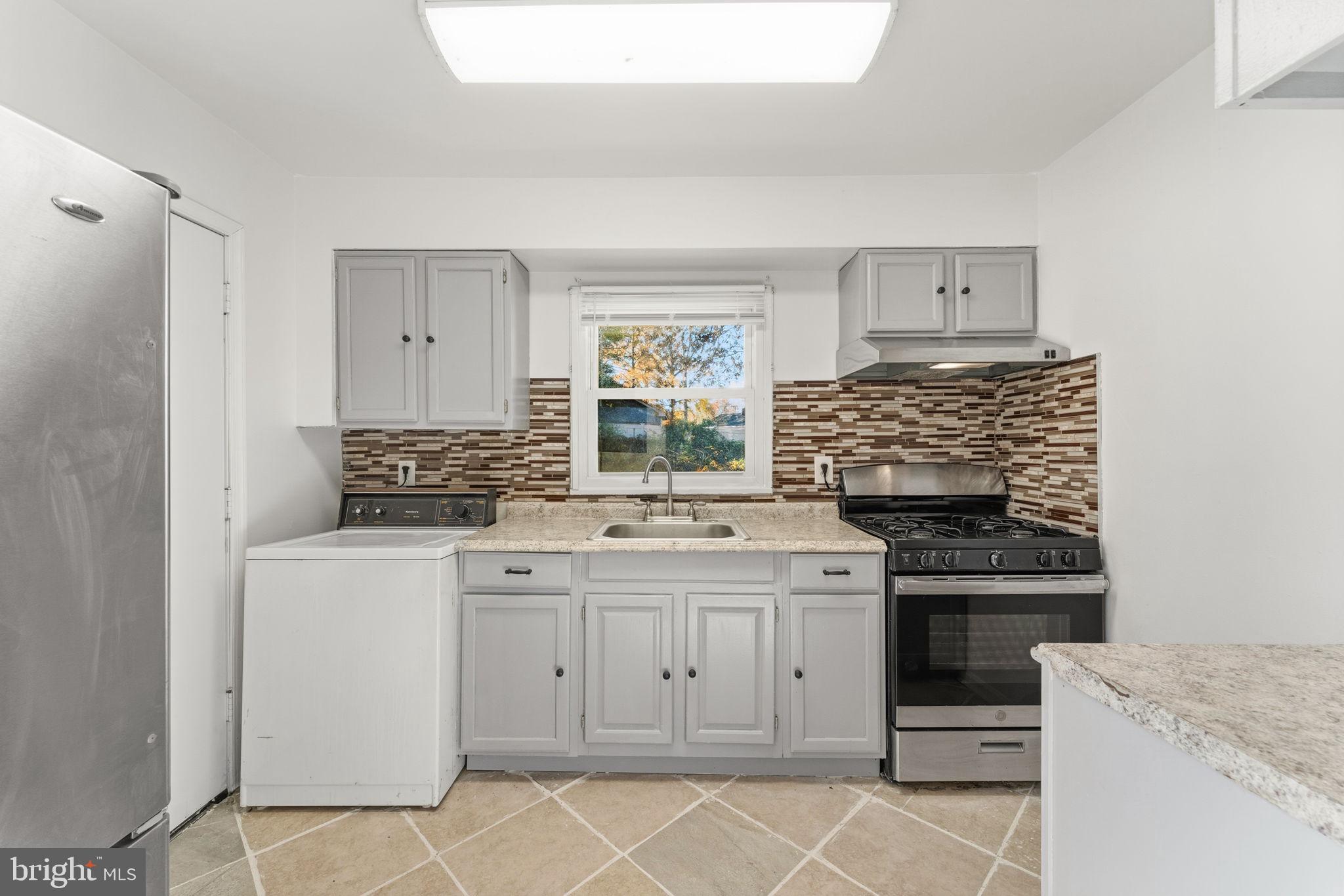 LANDOVER ESTATES - Residential