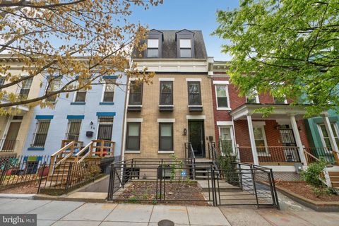Photo of 158 Bryant Street NW #2, WASHINGTON, DC 20001 (MLS # DCDC2251078)