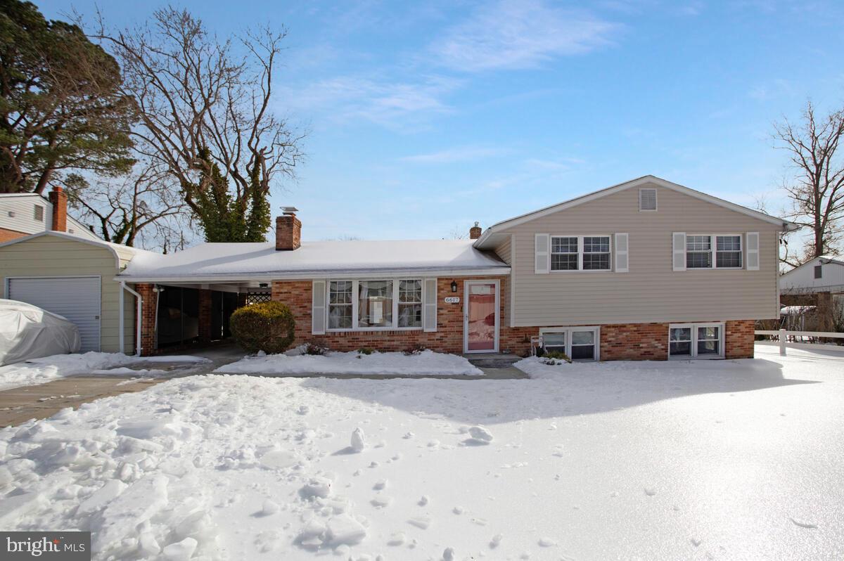 CRESTVIEW MANOR - Residential