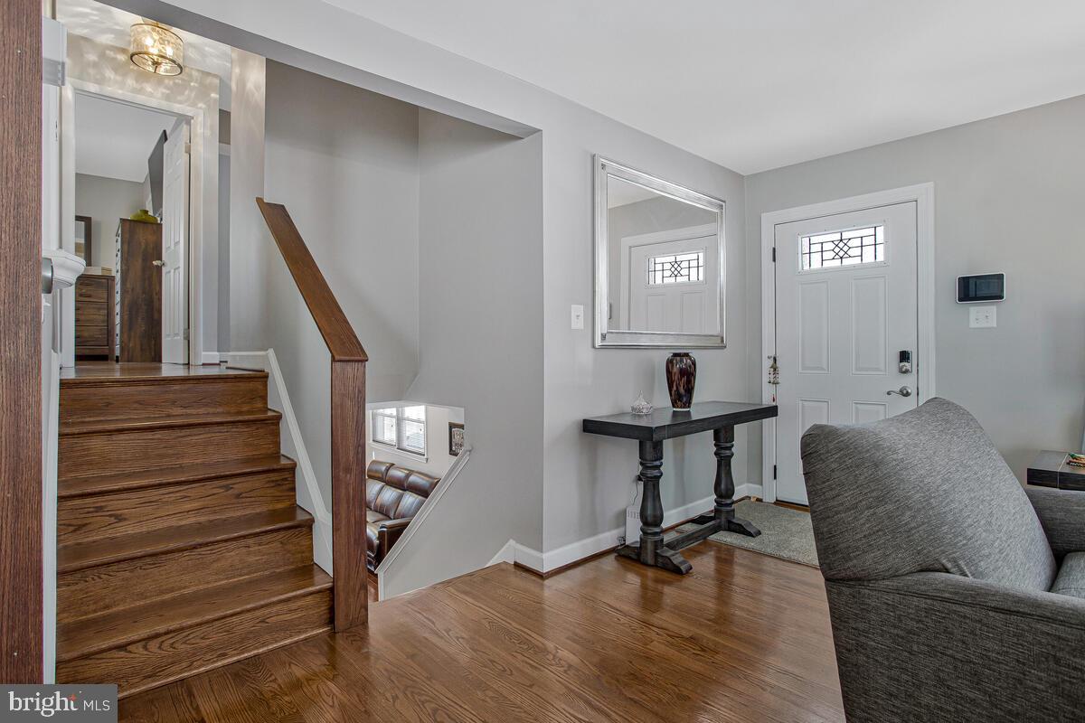 CRESTVIEW MANOR - Residential