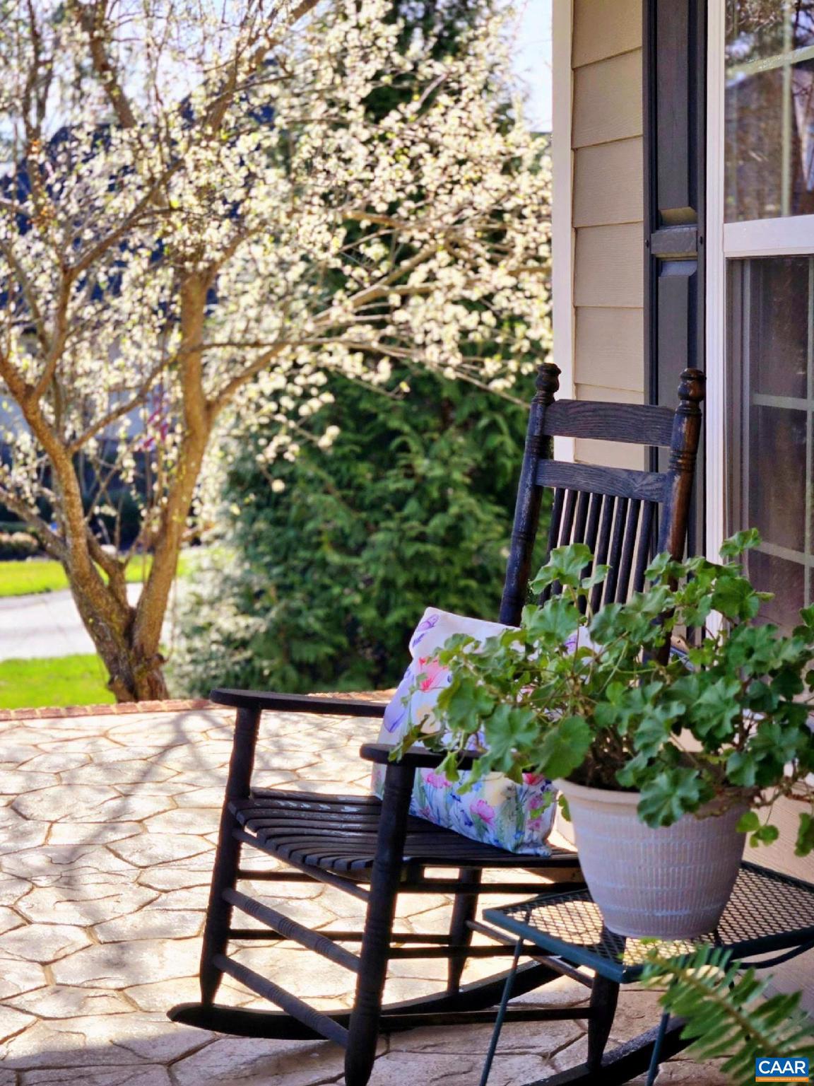 SPRING CREEK - Residential