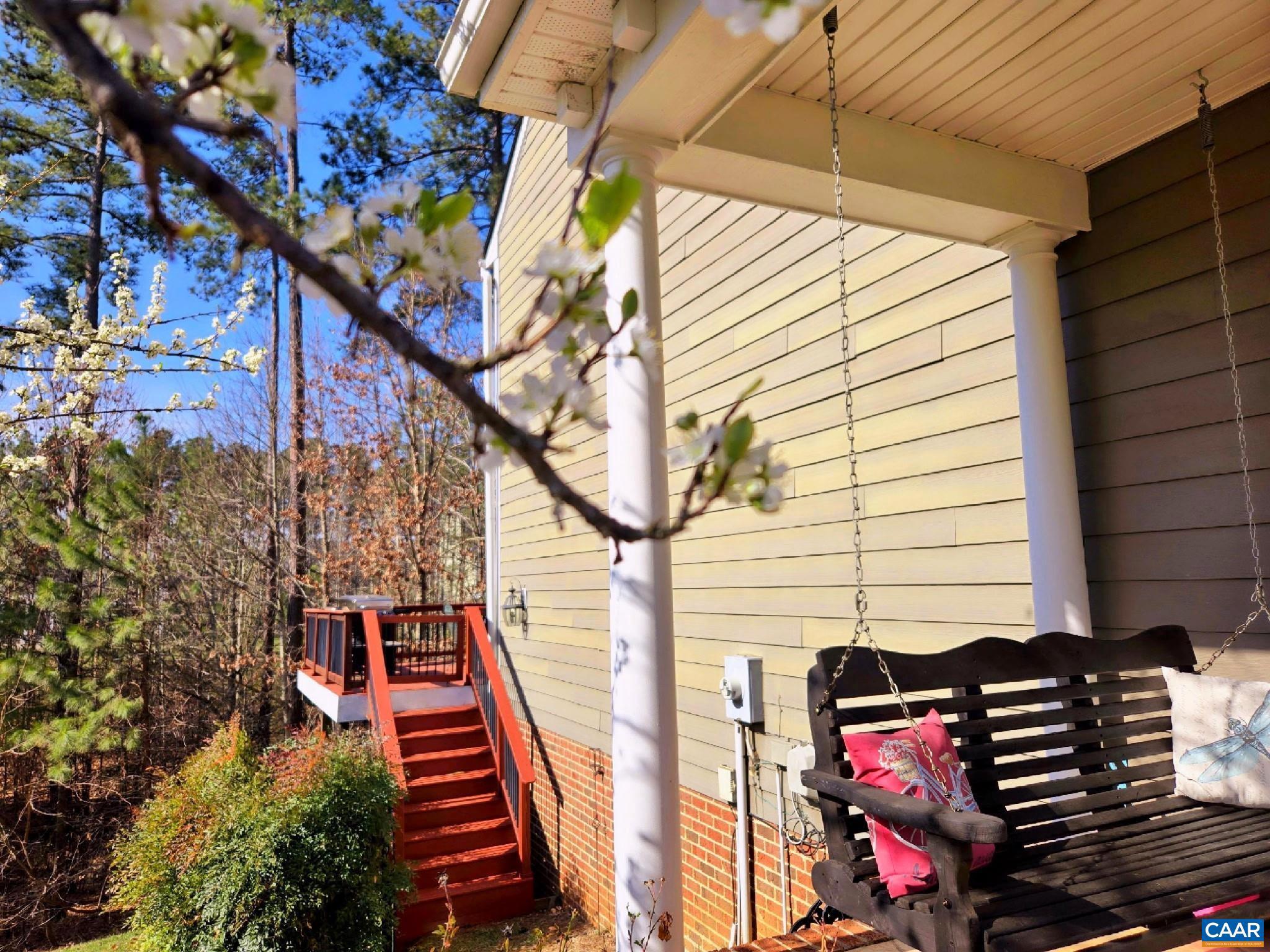 SPRING CREEK - Residential